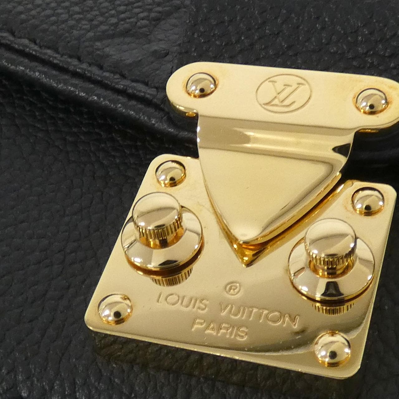 LOUIS VUITTON Monogram Empreinte Saint Germain PM M48931 Shoulder Bag