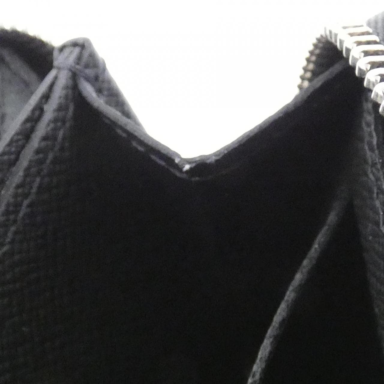 ルイヴィトン タイガ ジッピー コインパース M30511 コインケース