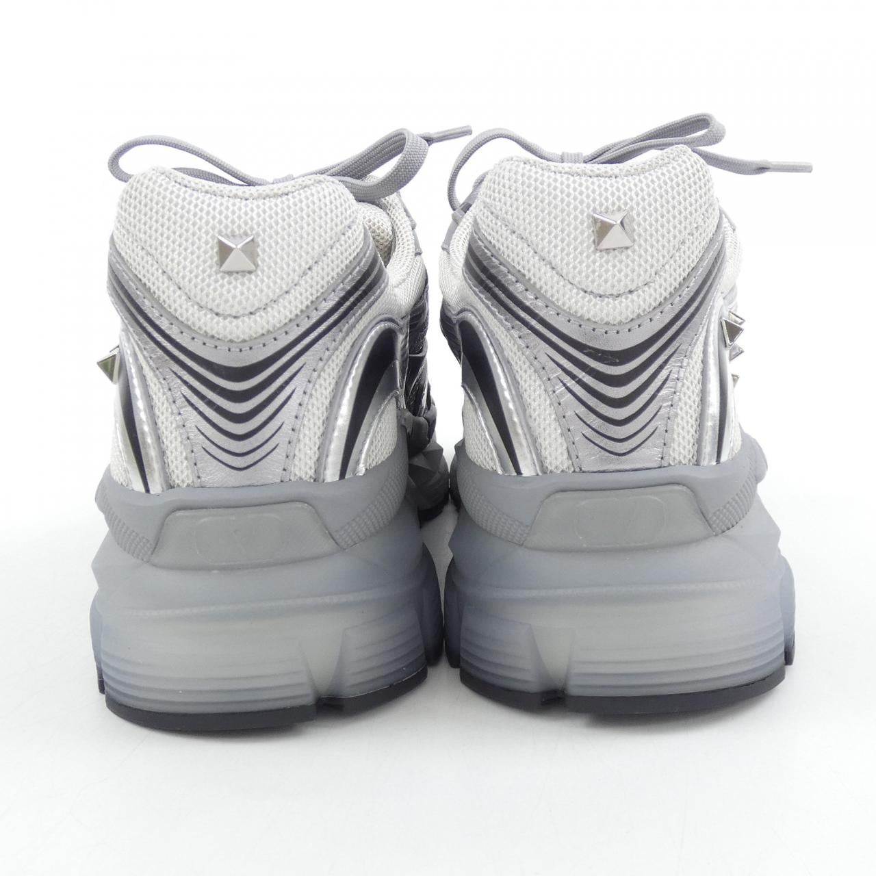 ヴァレンティノガラヴァーニ VALENTINO GARAVANI 2Y2S0F57 スニーカー