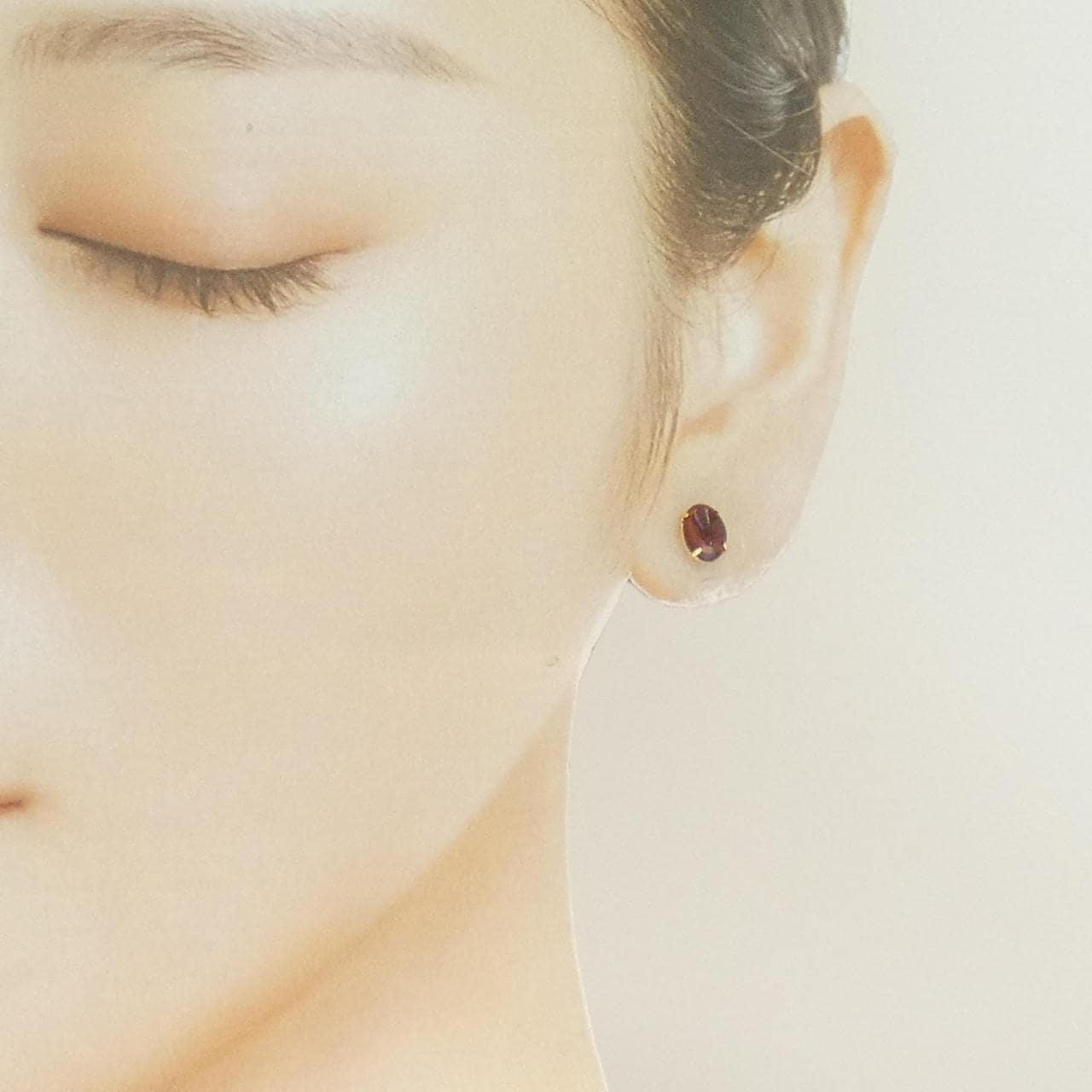 K18YG ガーネット ピアス