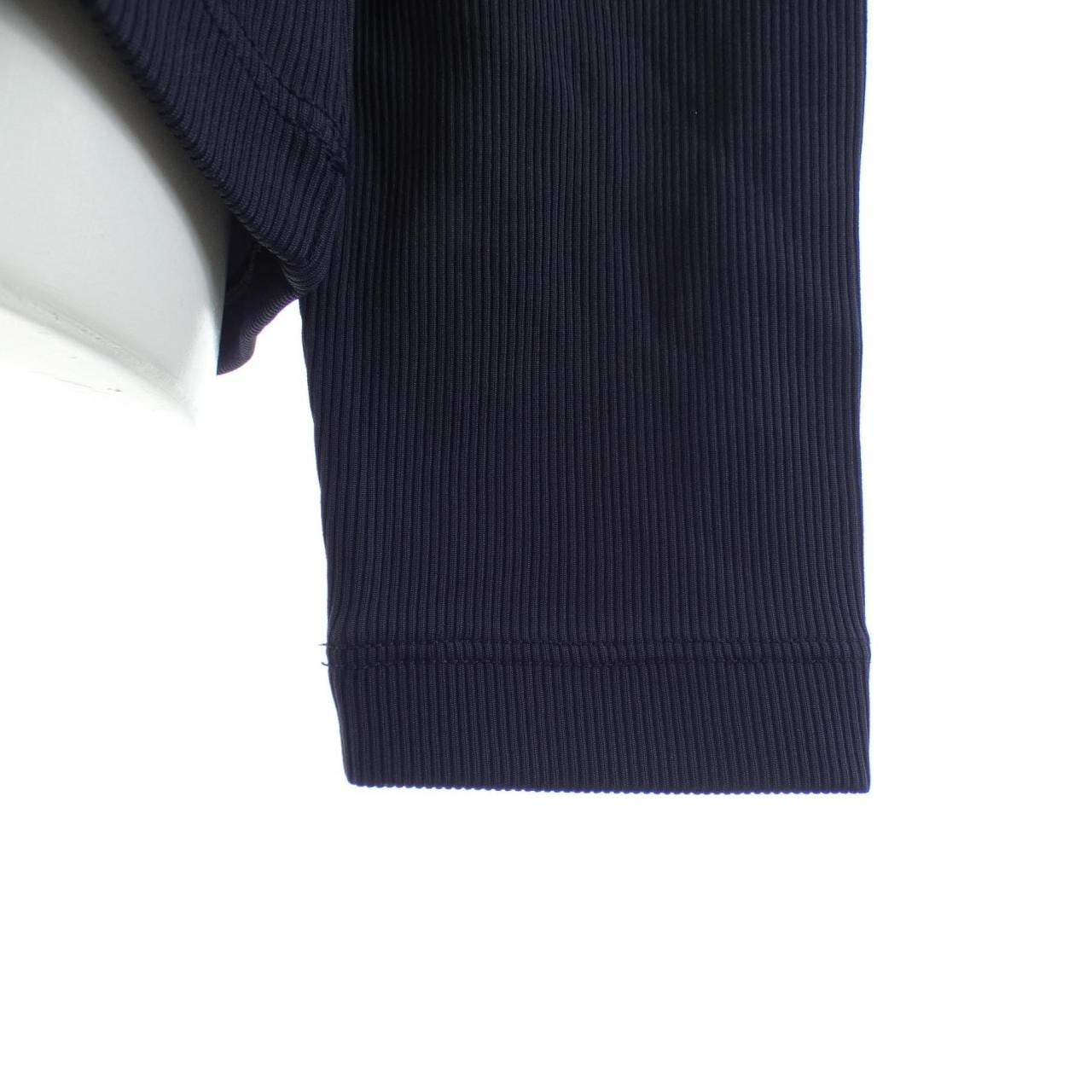 シェルボ CHERVO トップス