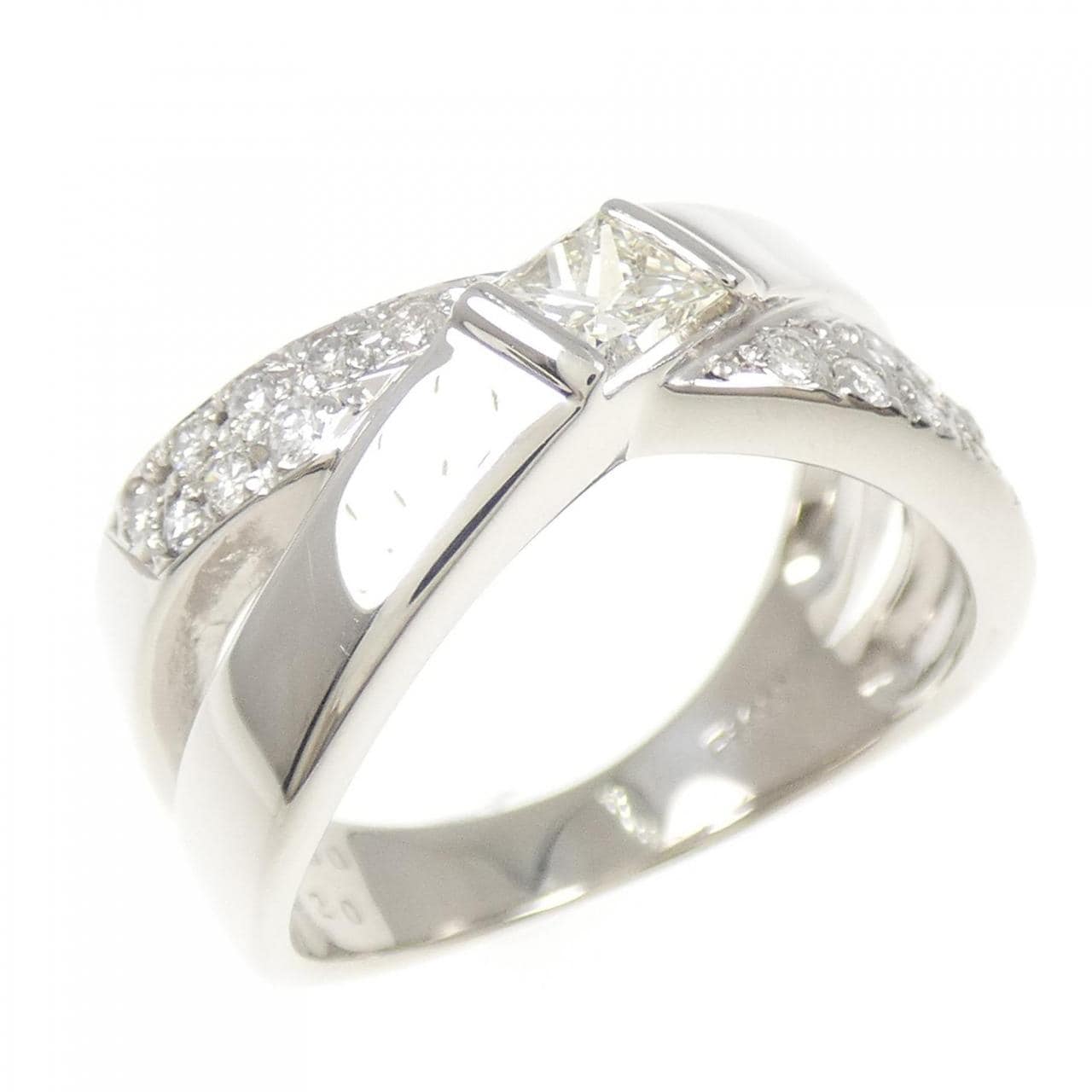 PT900 ダイヤモンド リング 0.300CT