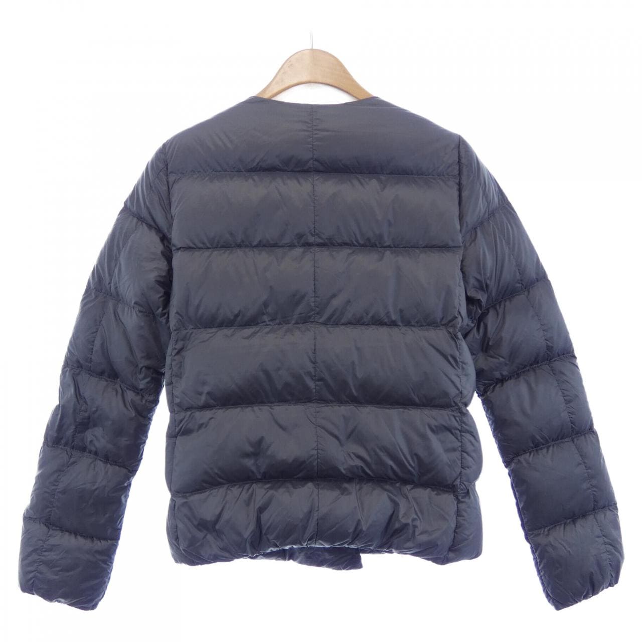 ピレネックス PYRENEX HWU046 ダウンジャケット