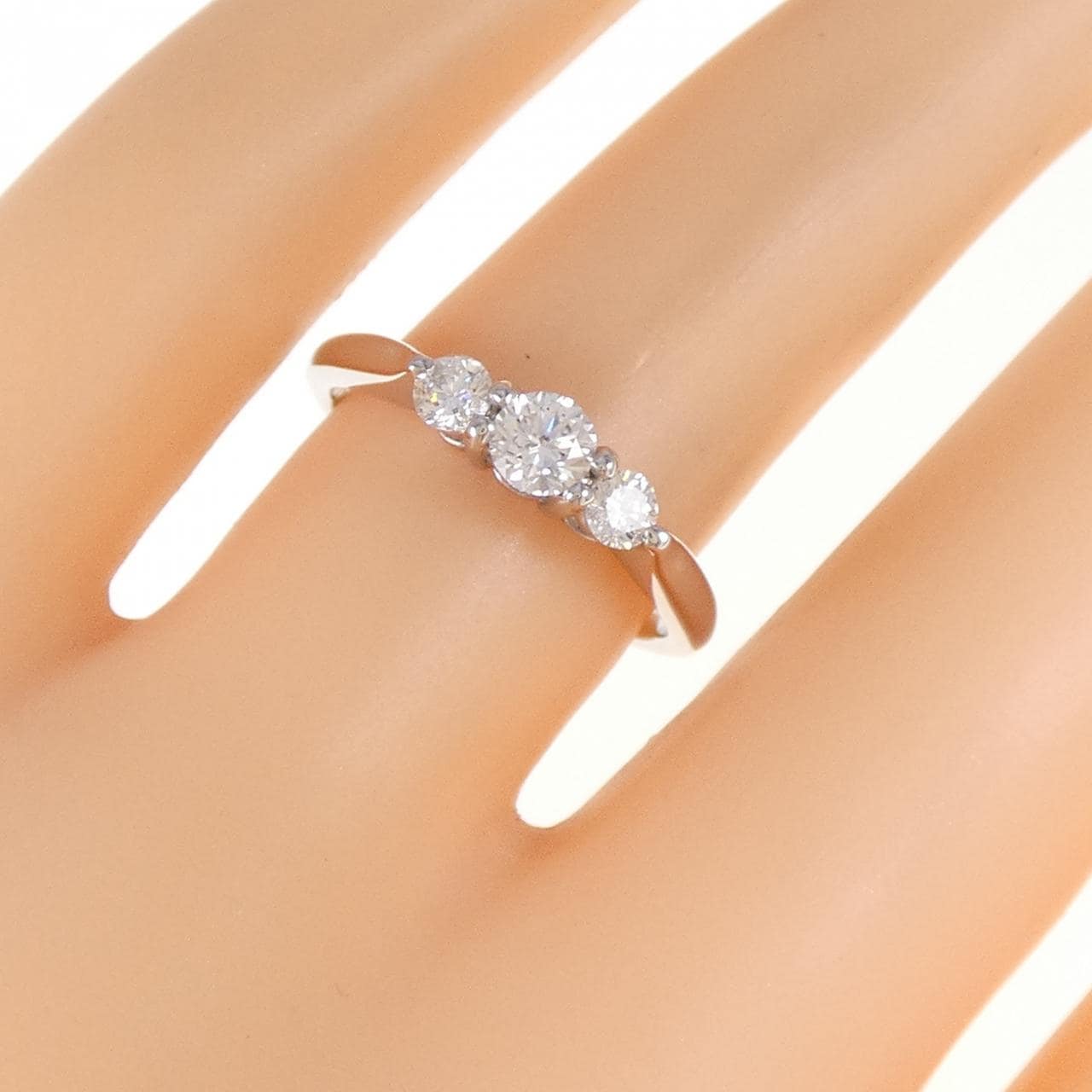 PT900 ダイヤモンド リング 0.45CT