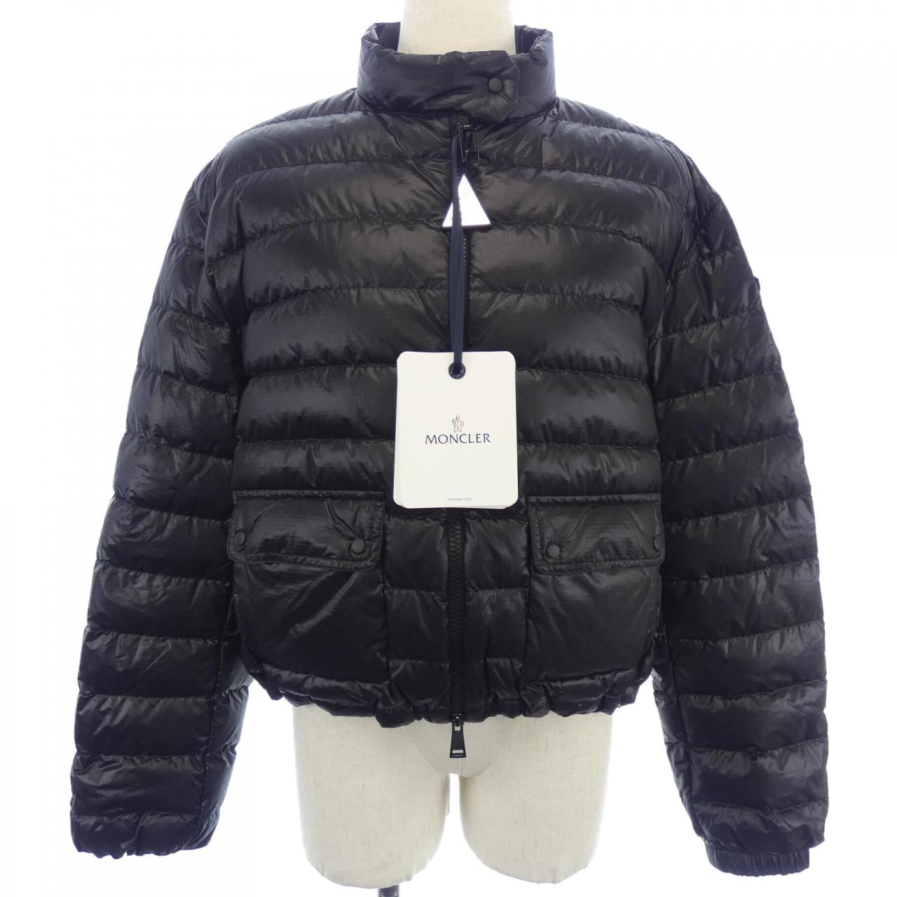 モンクレール MONCLER ダウンジャケット