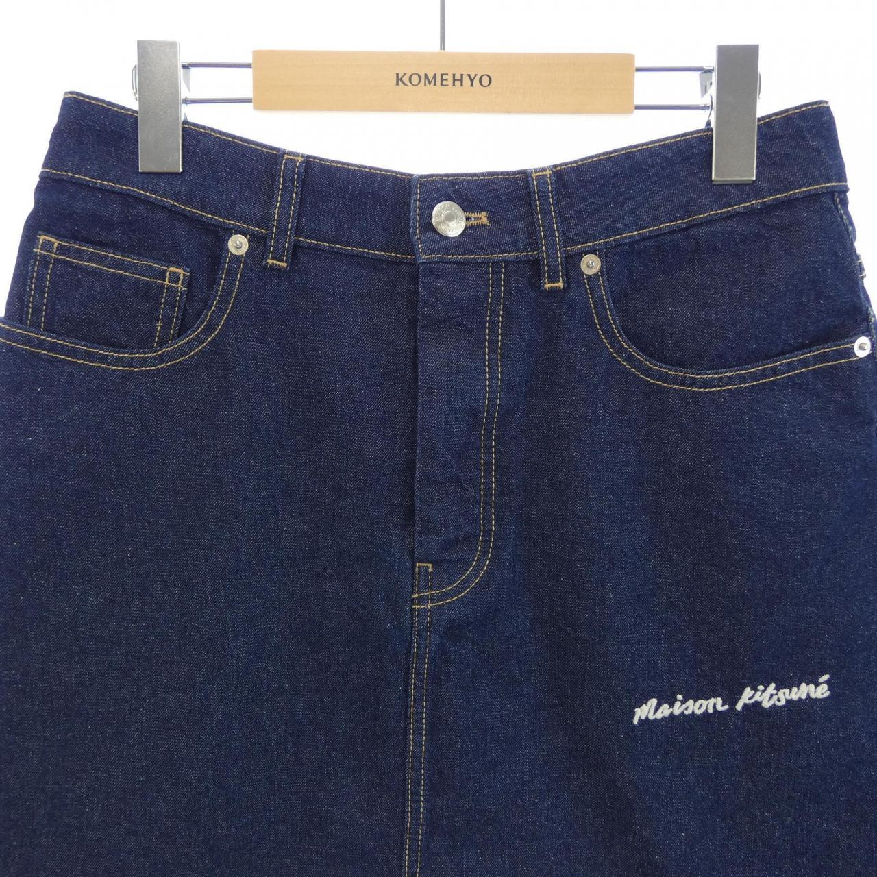 メゾンキツネ MAISON KITSUNE LW01504WW0081 スカート