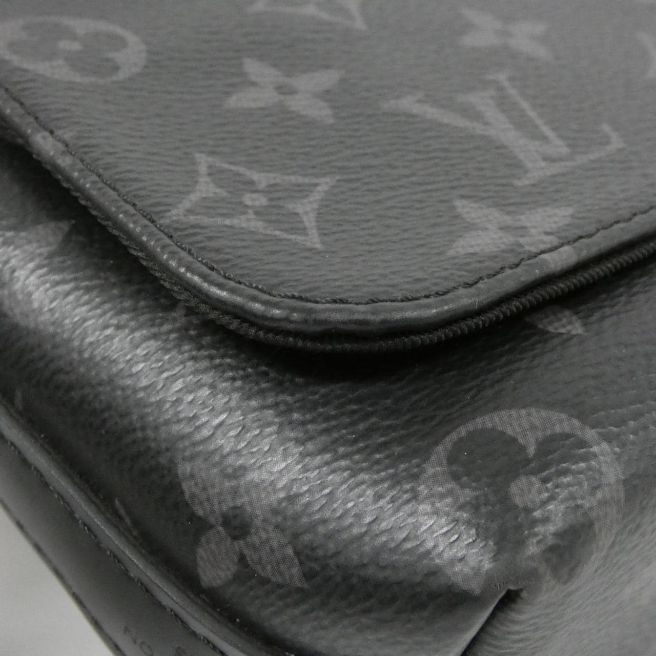 ルイヴィトン モノグラム エクリプス ディストリクト PM M45272 ショルダーバッグ