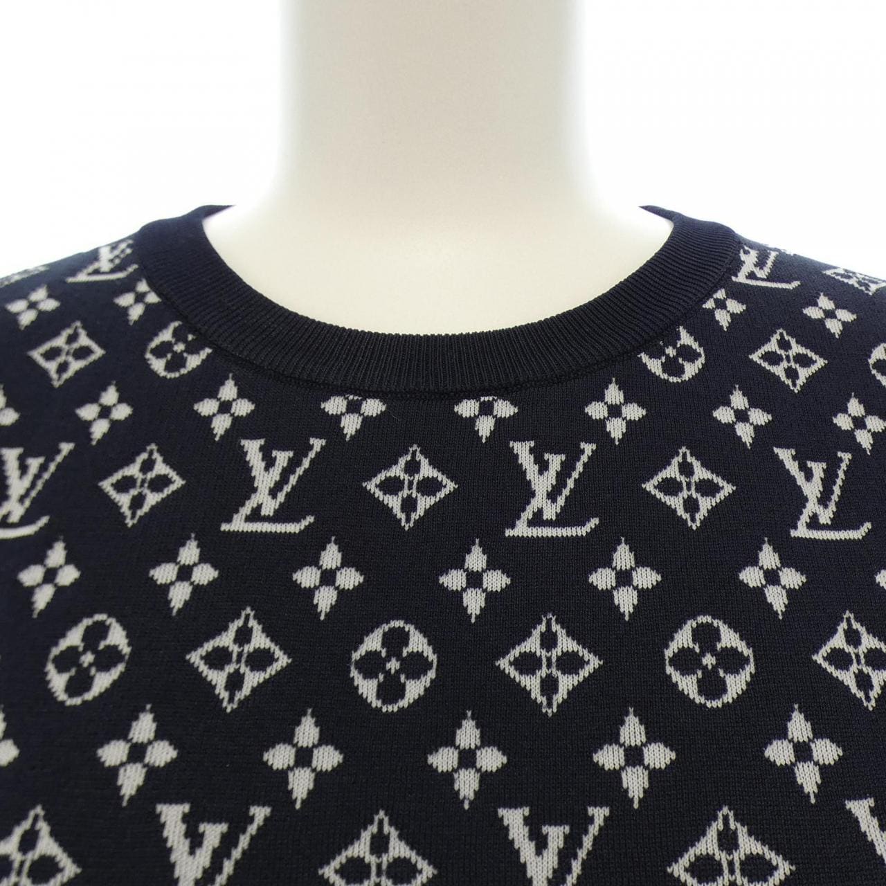 ルイヴィトン LOUIS VUITTON トップス