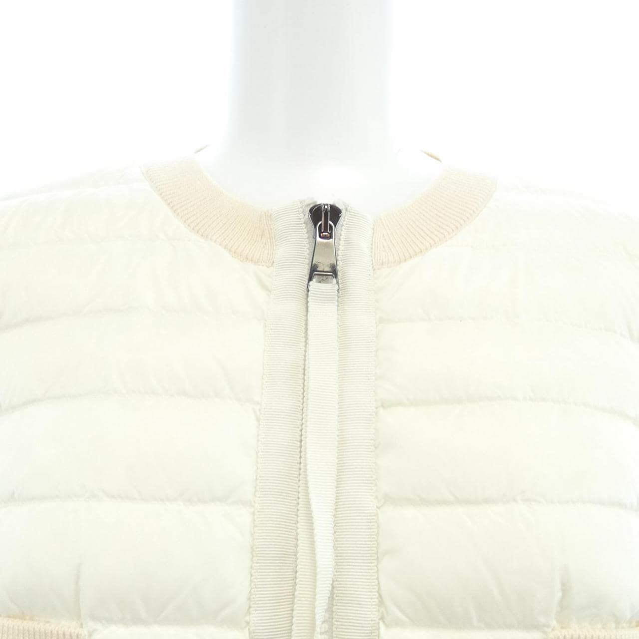 モンクレール MONCLER ダウンジャケット