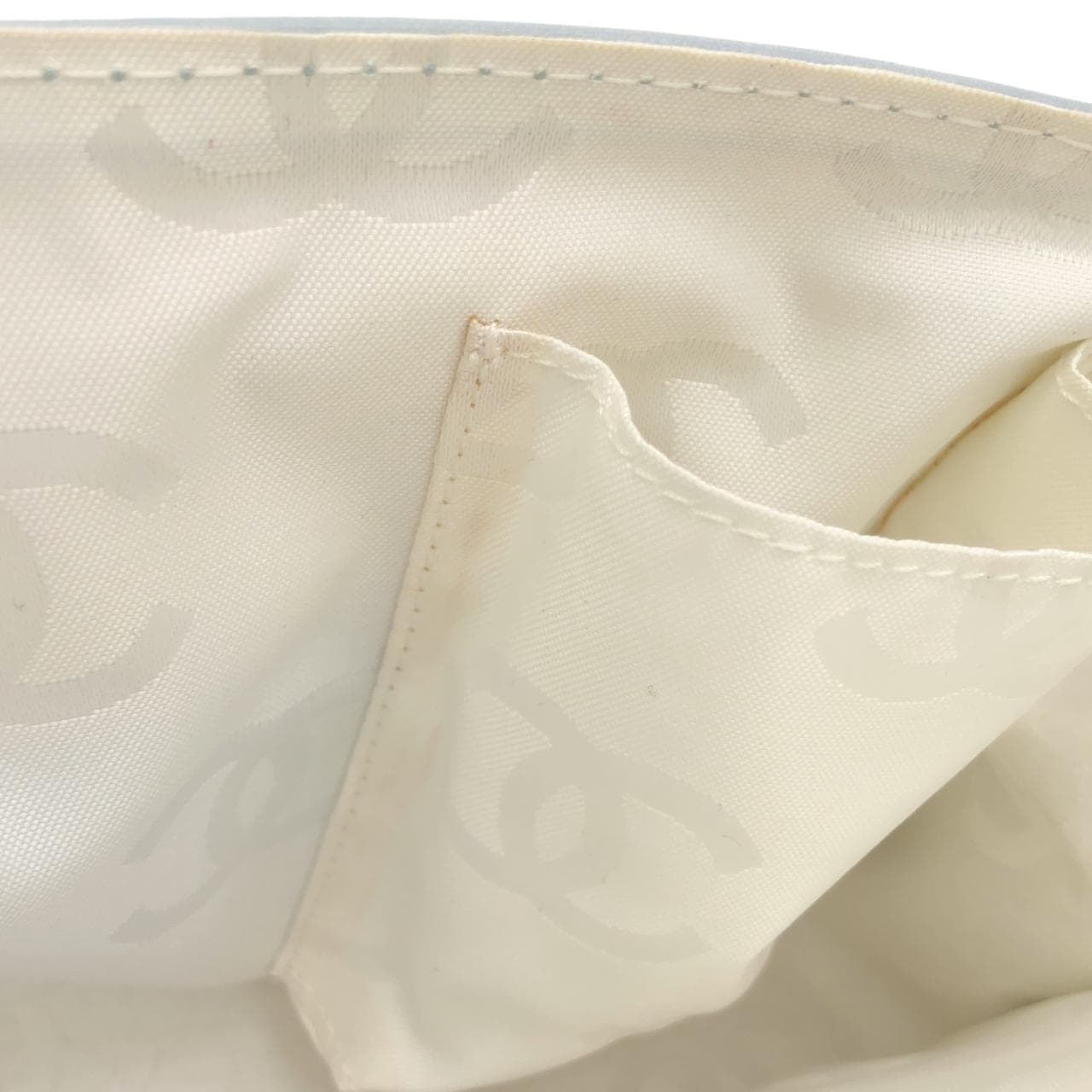 シャネル ワイルドステッチ ライン 27569 バッグ