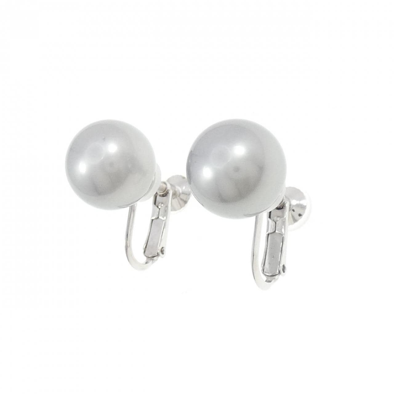 K18WG 黒蝶パール イヤリング 10.8mm