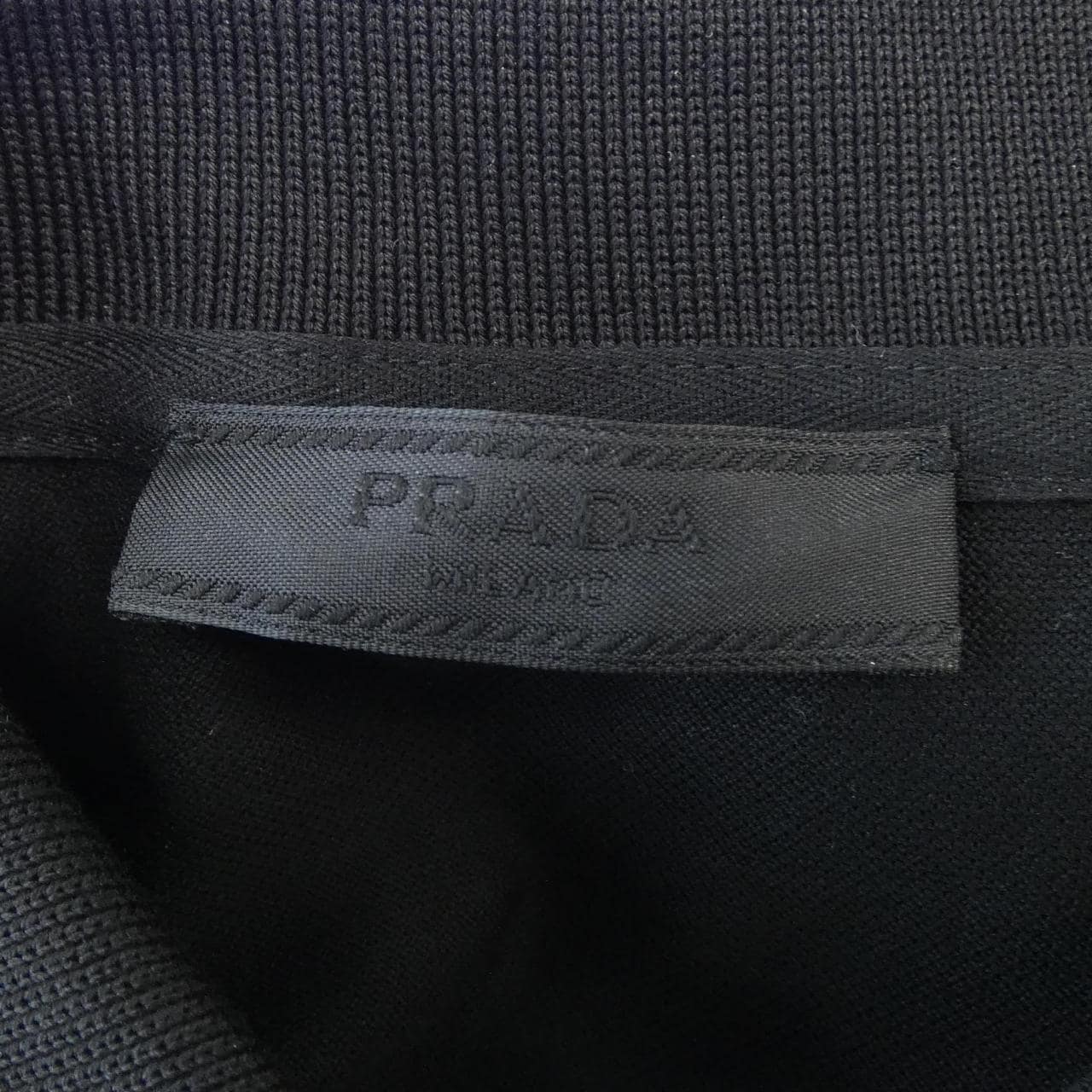 プラダ PRADA トライアングルロゴ UJN444 SWE0 XGS ポロシャツ