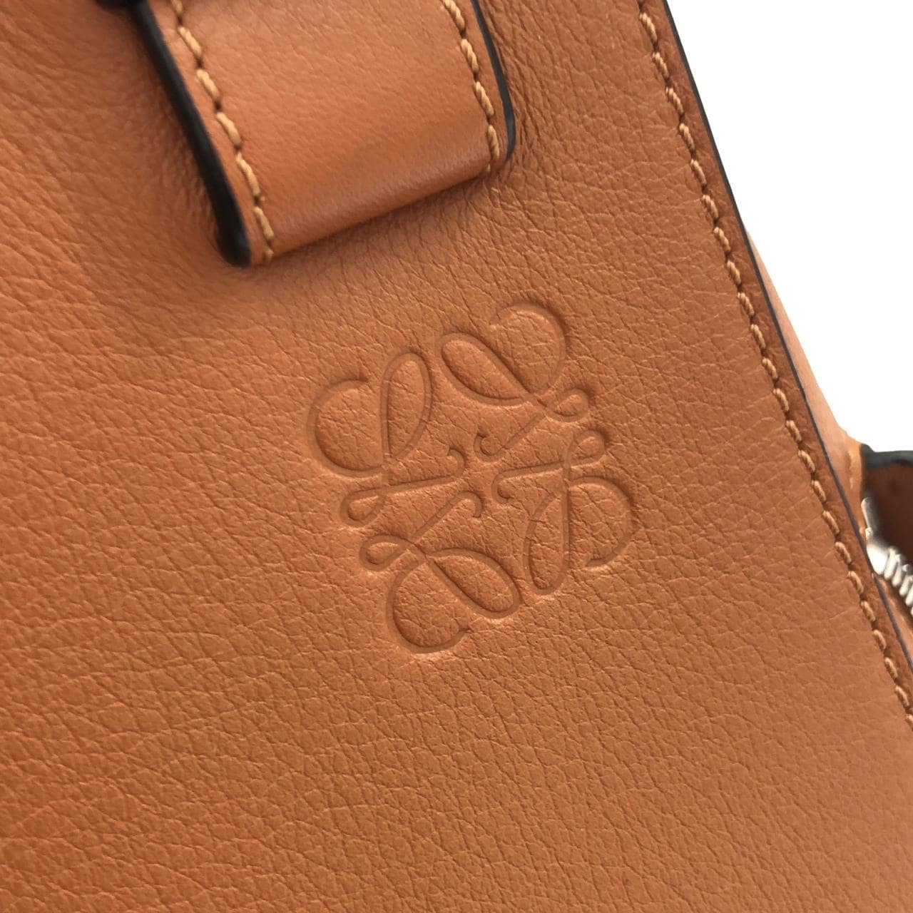 ロエベ ハンモック ミディアム 387 30 T38 ショルダーバッグ