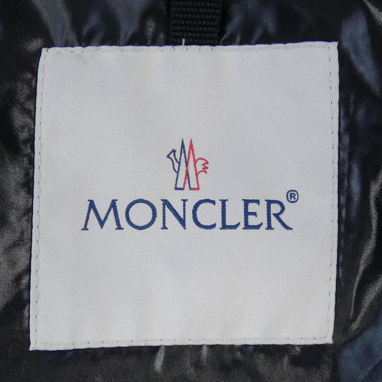 モンクレール MONCLER ダウンジャケット