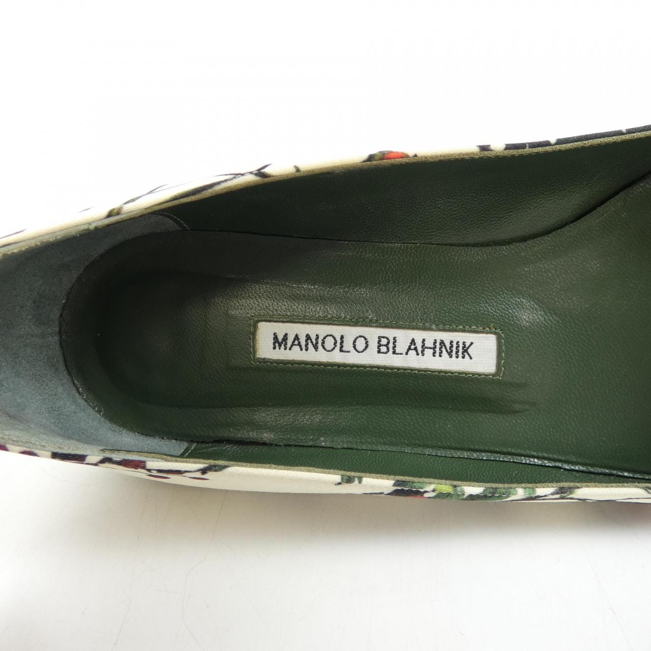 マノロブラニク MANOLO BLAHNIK パンプス