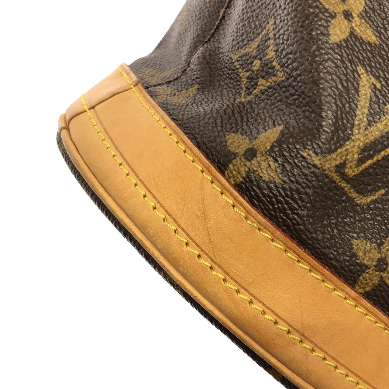 ルイヴィトン モノグラム プチ バケット M42238 ショルダーバッグ