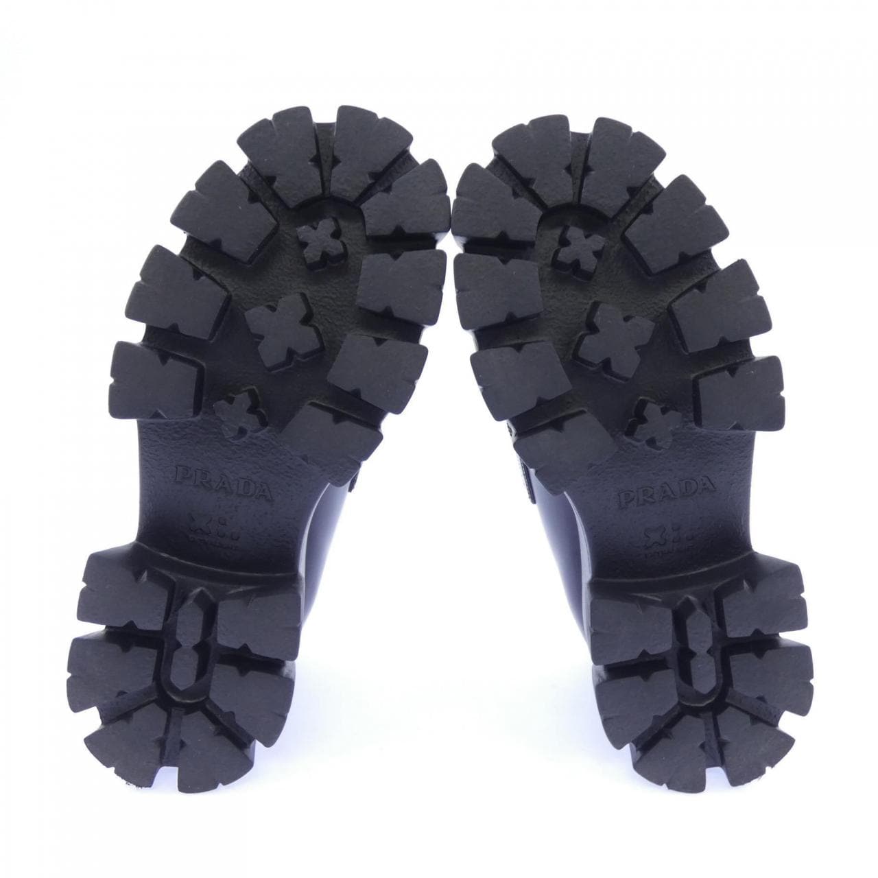 プラダ PRADA モノリス ローファー トライアングルロゴ 1D649M シューズ