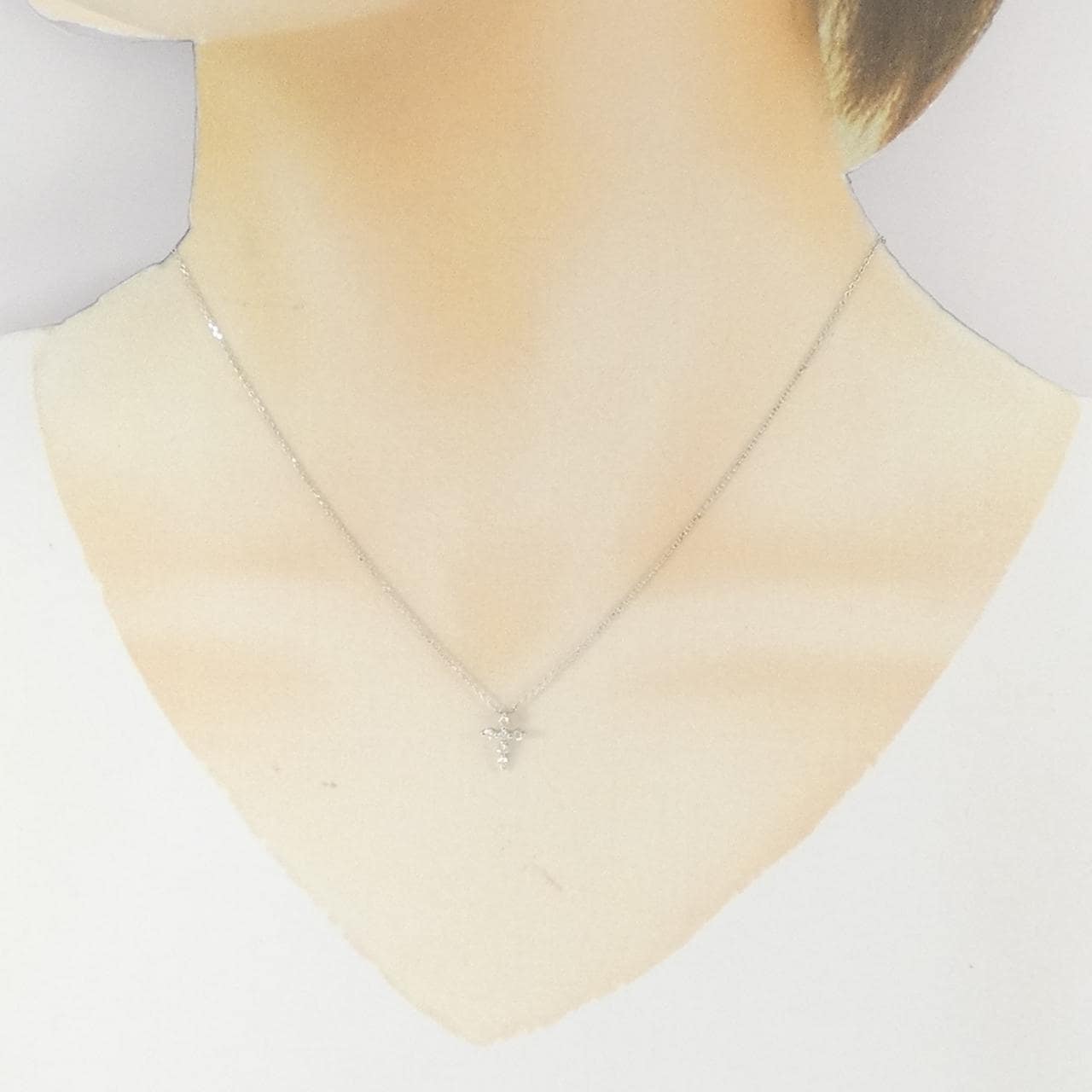 K10WG クロス ダイヤモンド ネックレス 0.12CT