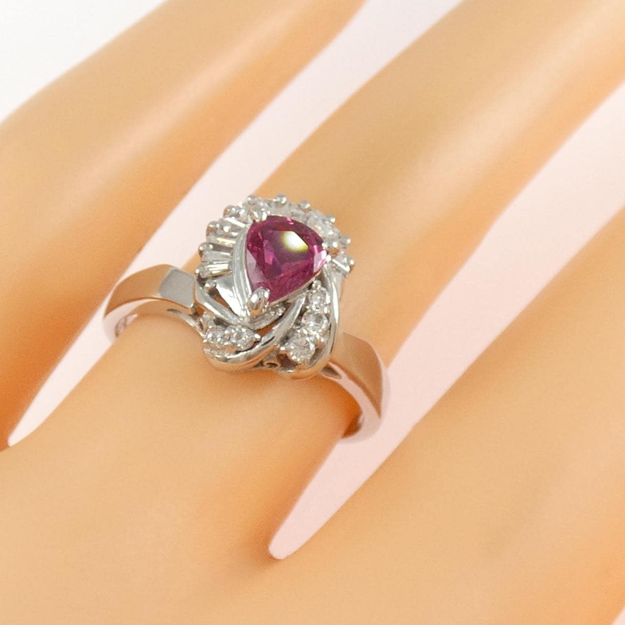 PT900 ルビー リング 0.32CT