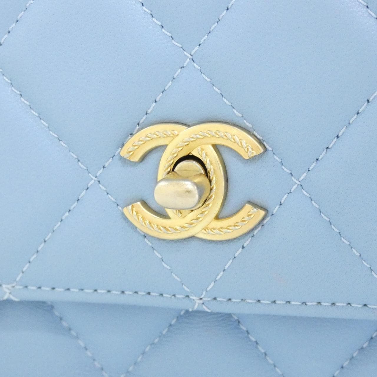 シャネル AS4233 バッグ