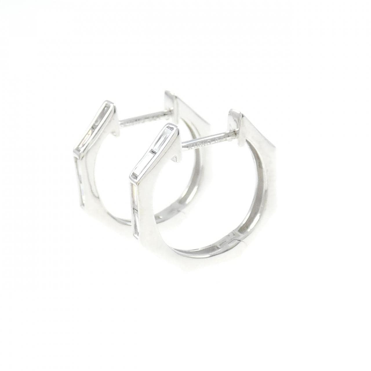 【新品】K18WG ダイヤモンド ピアス 0.42CT
