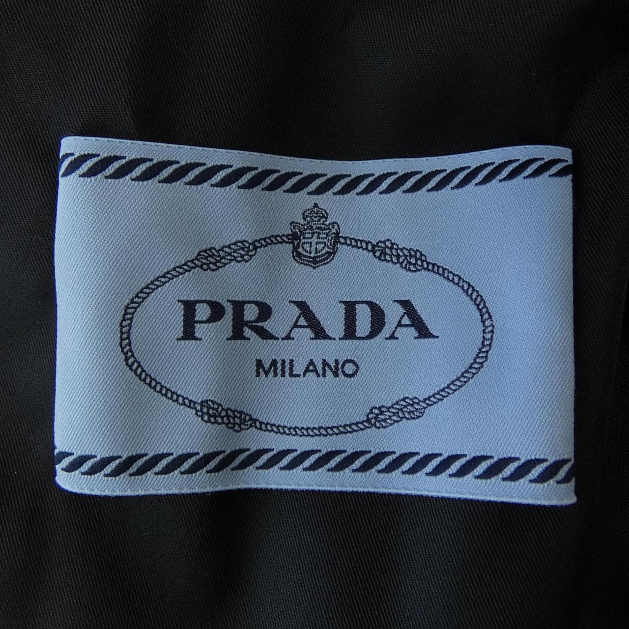 プラダ PRADA トライアングルロゴ 292061 S222 1WQ8 コート