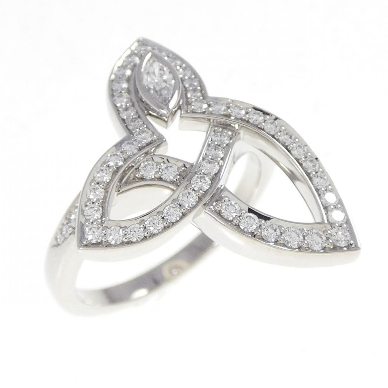 ハリーウィンストン リリークラスター リング