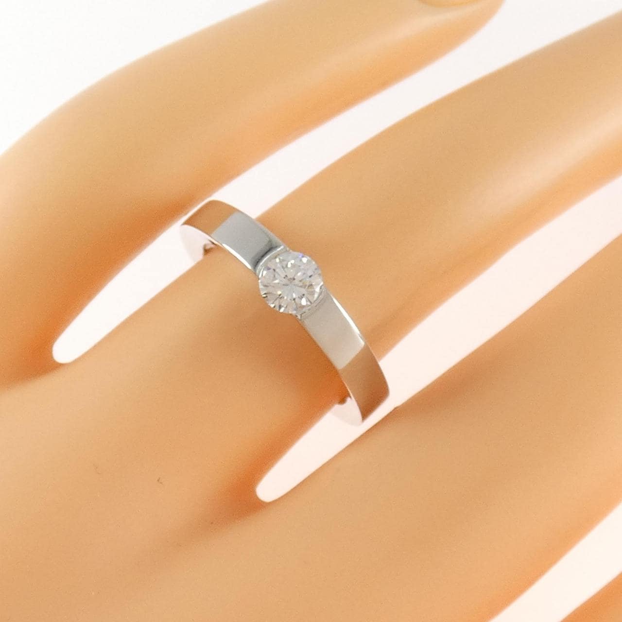 カルティエ デート ウィズ カルティエ リング 0.30CT E VS2