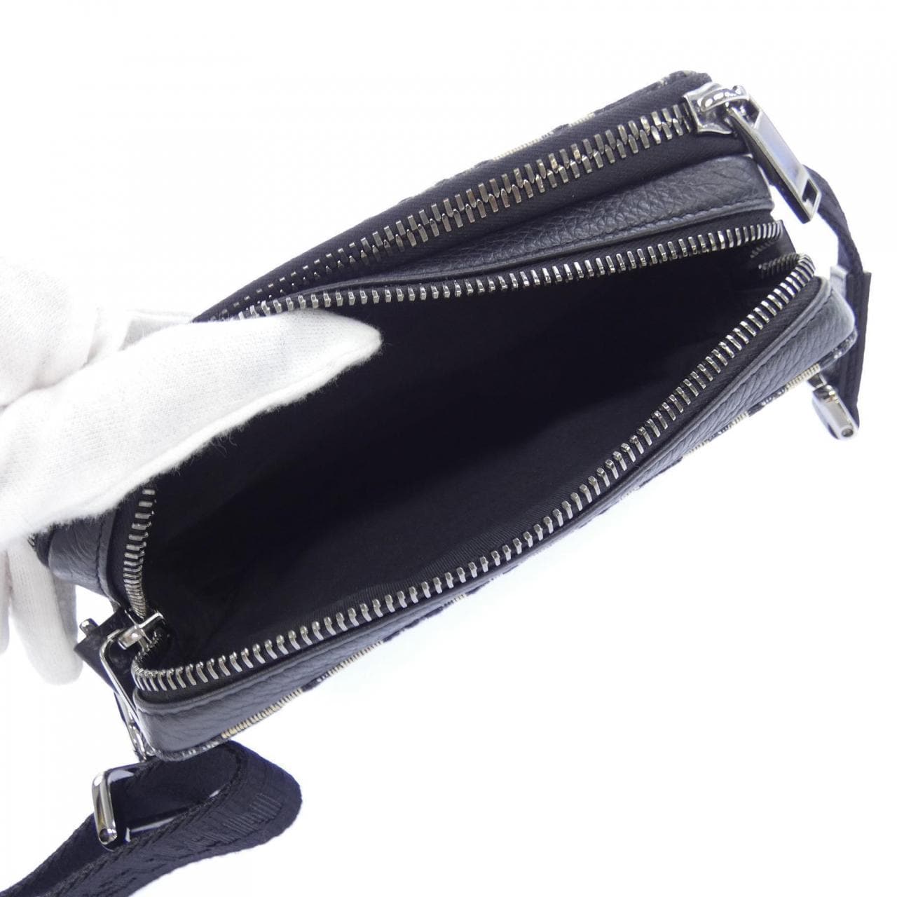 ディオール DIOR ストラップ付きジップポーチ オブリークジャカード 2OBBC119YSE BAG