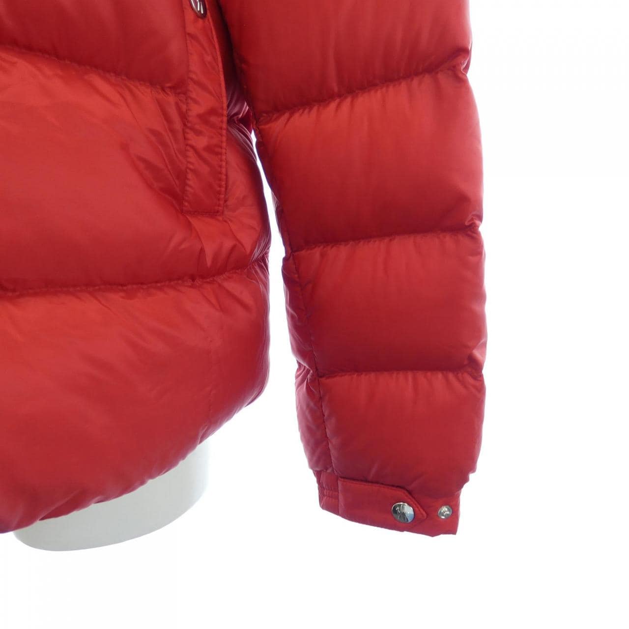 モンクレール MONCLER ダウンジャケット