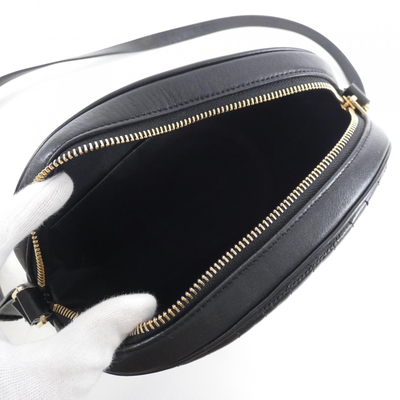 セリーヌ C チャーム ミディアム 188353BFH ショルダーバッグ