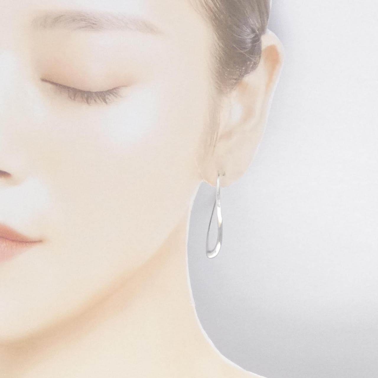 TIFFANY鏤空心形環形耳環