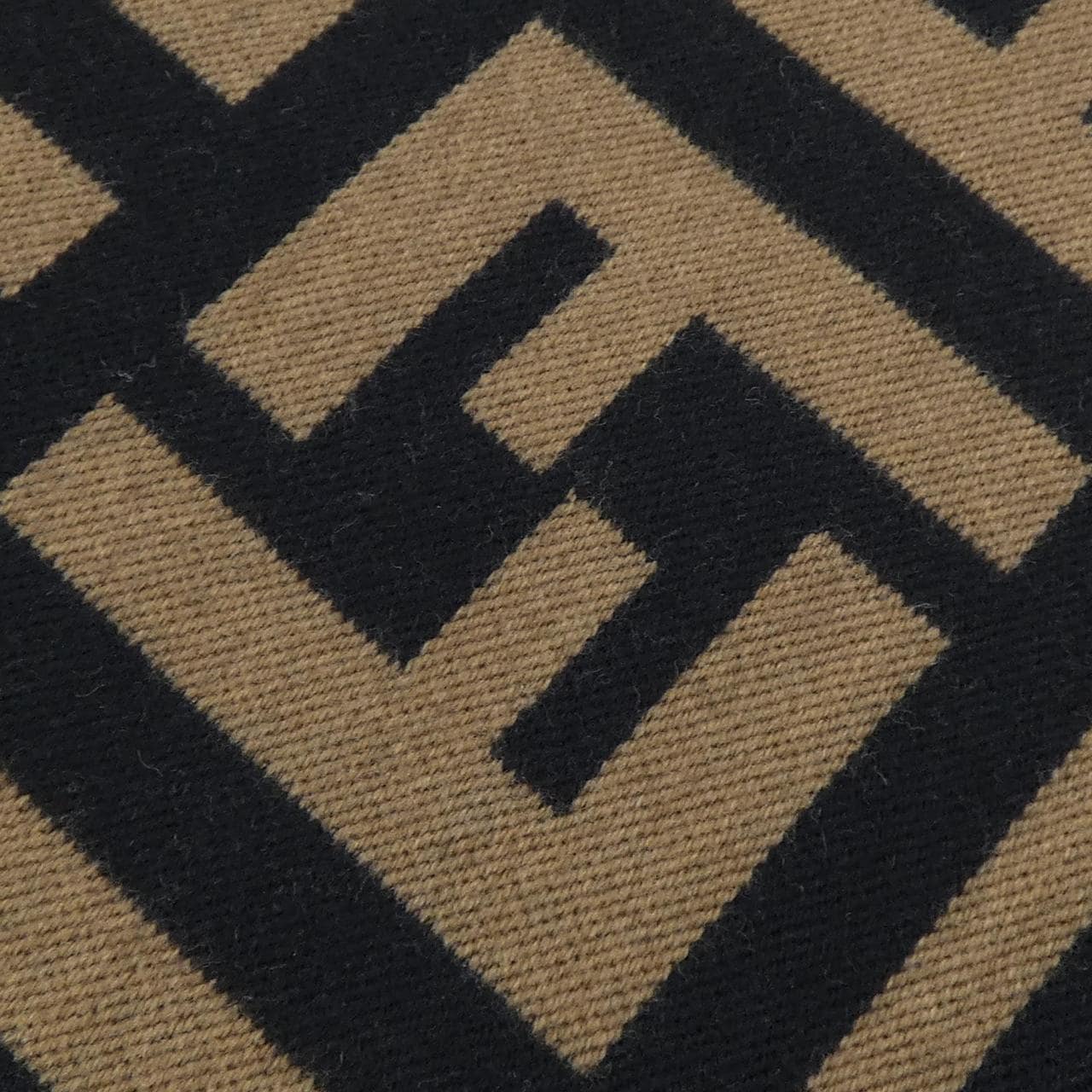 フェンディ FENDI FXS424 A3Q1 MUFFLER