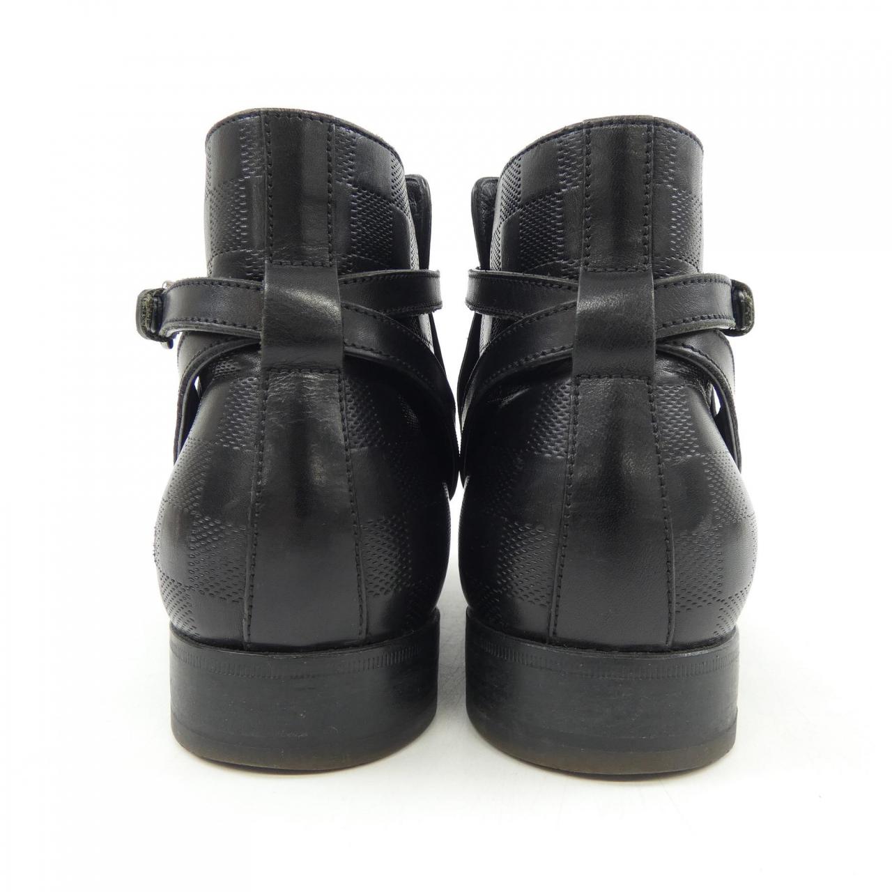 ルイヴィトン LOUIS VUITTON ST0069 ブーツ