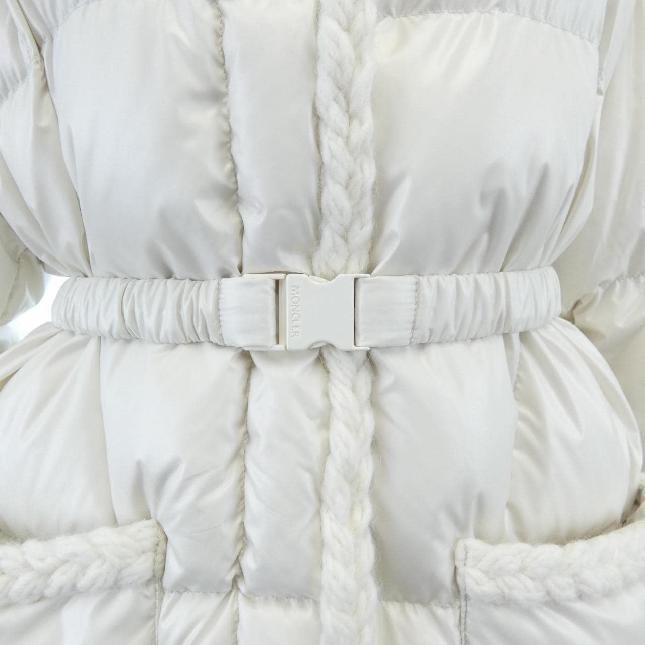 モンクレール MONCLER CORNEILLE ダウンジャケット