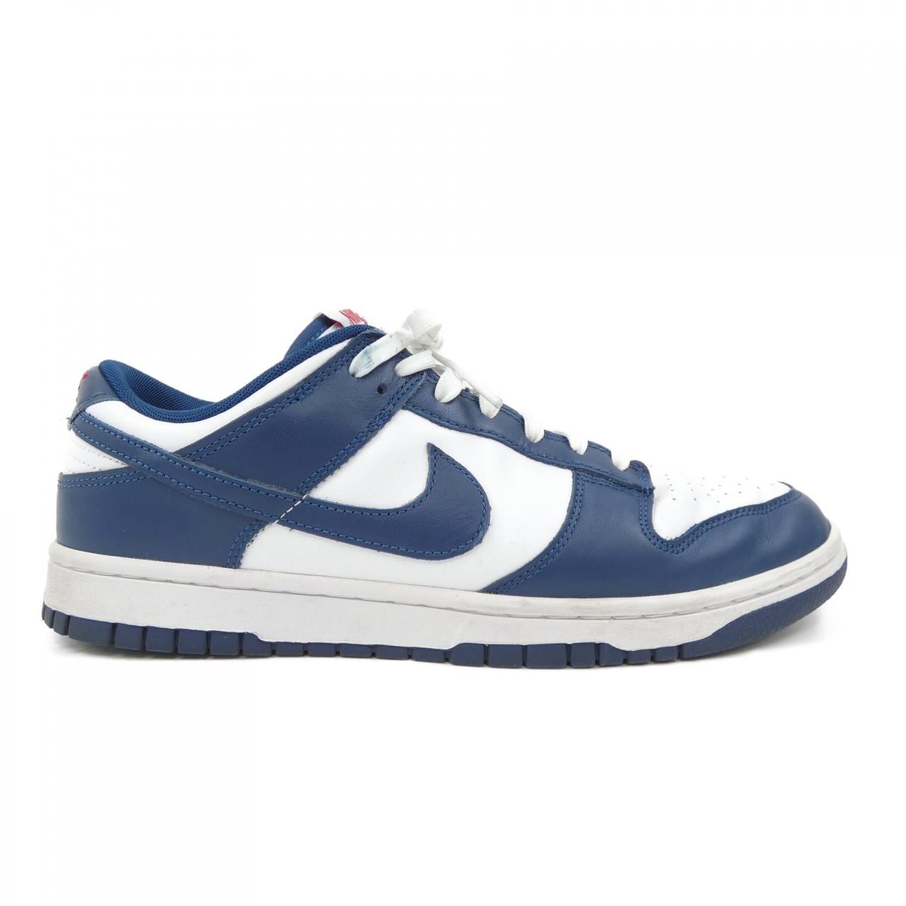 ナイキ NIKE スニーカー