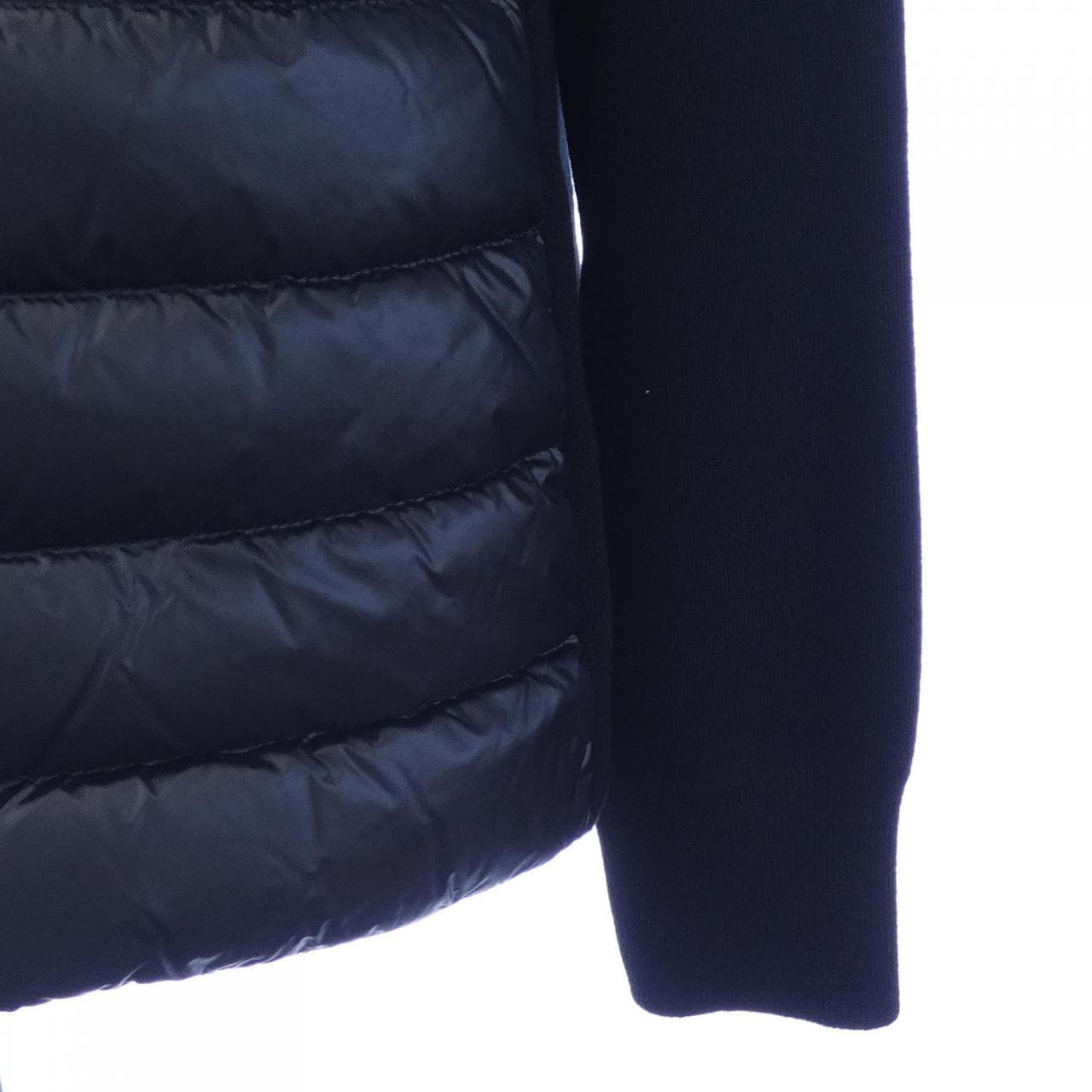 【新品】モンクレール MONCLER K20939B00023 ダウンジャケット