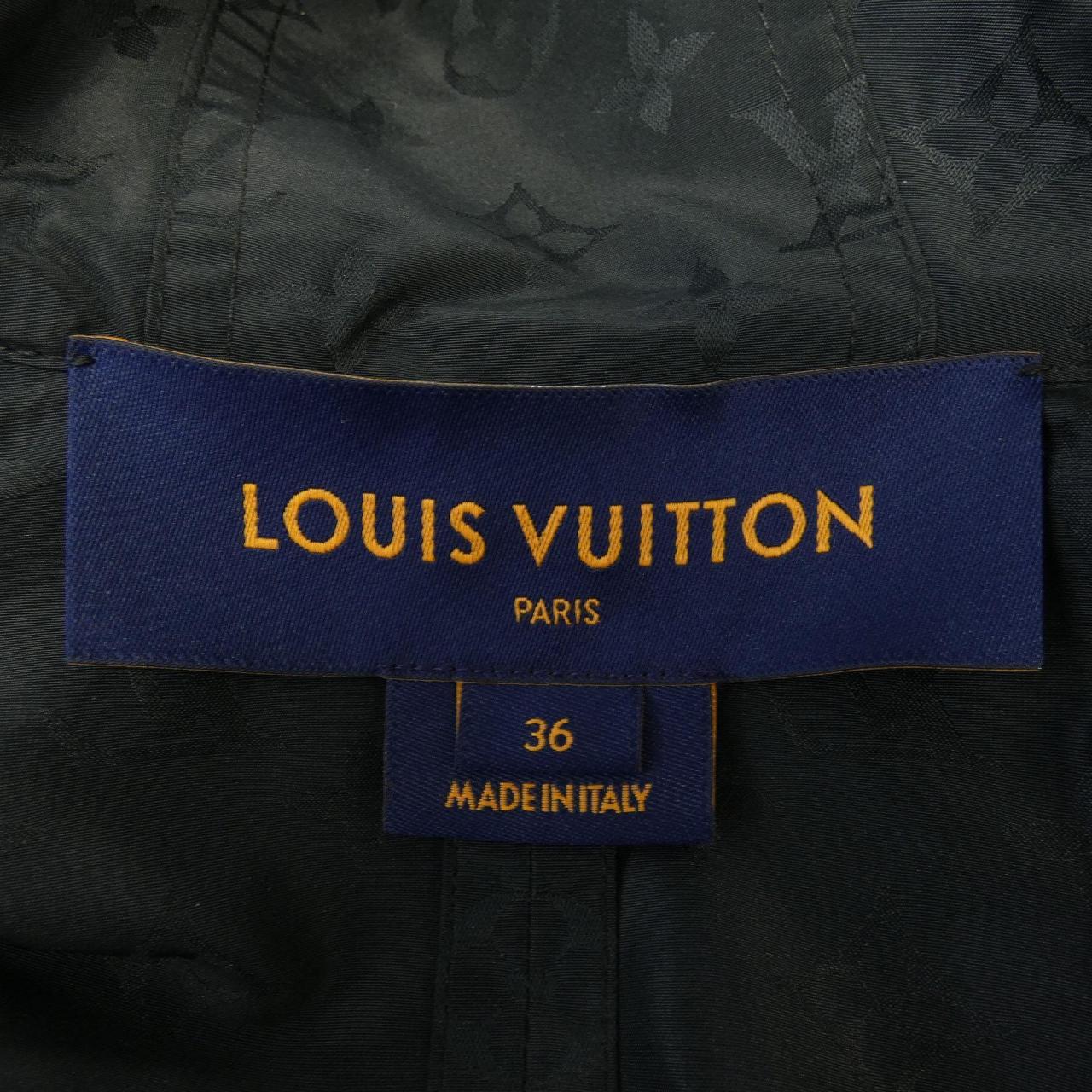 ルイヴィトン LOUIS VUITTON スリーブレスパーカケープ FMOW82FLX コート