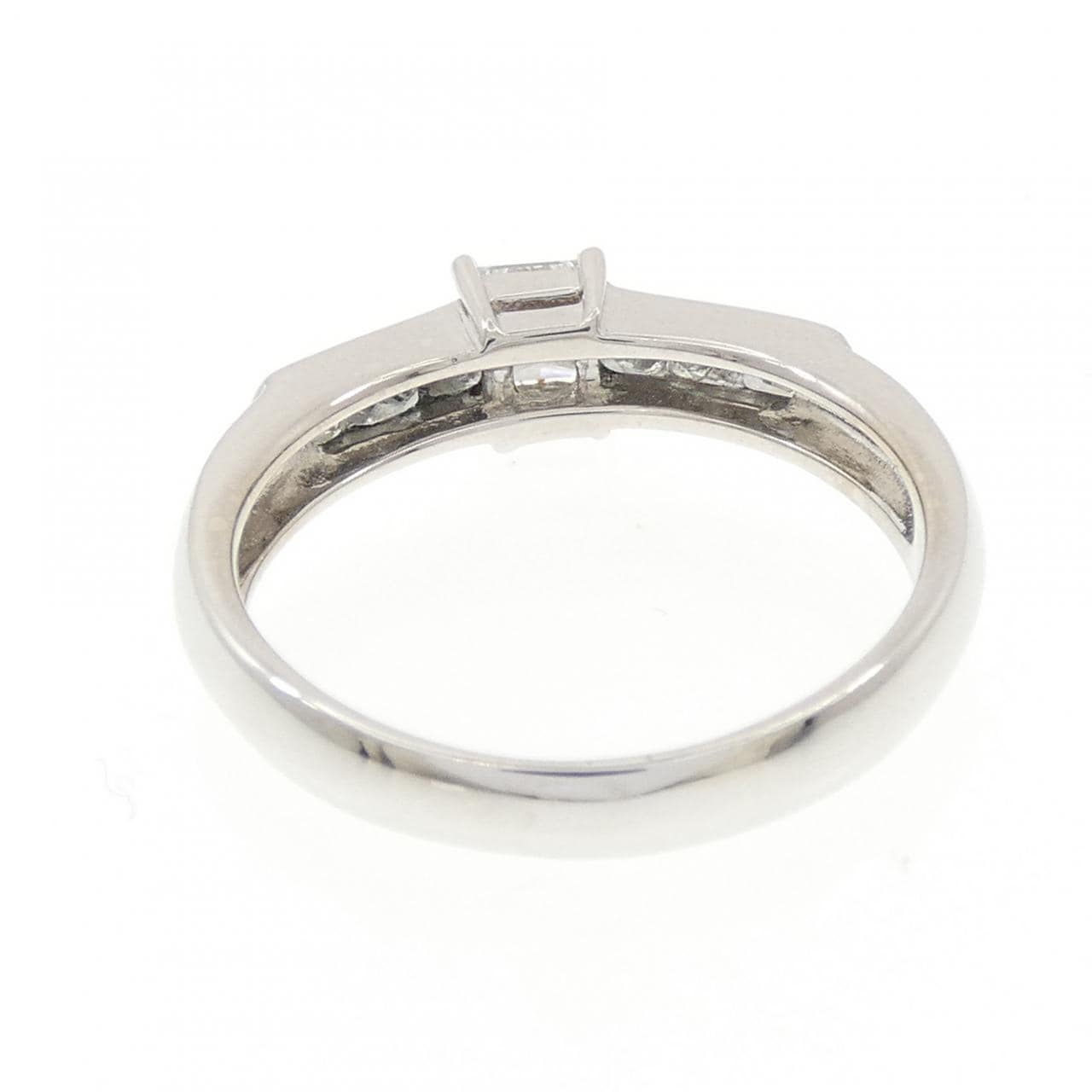 K18WG ダイヤモンド リング 0.70CT