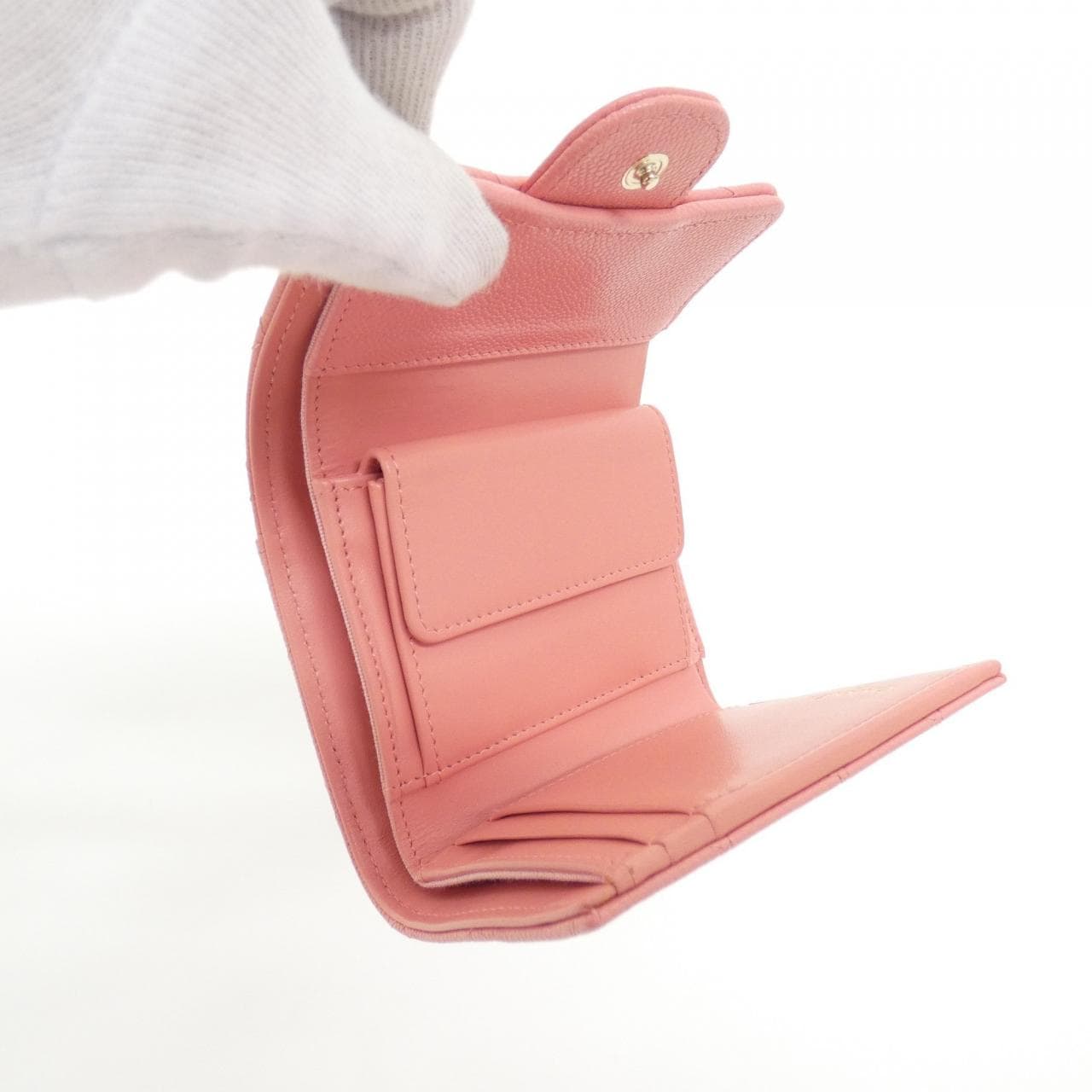 【未使用品】シャネル タイムレスクラシック ライン AP0229 財布