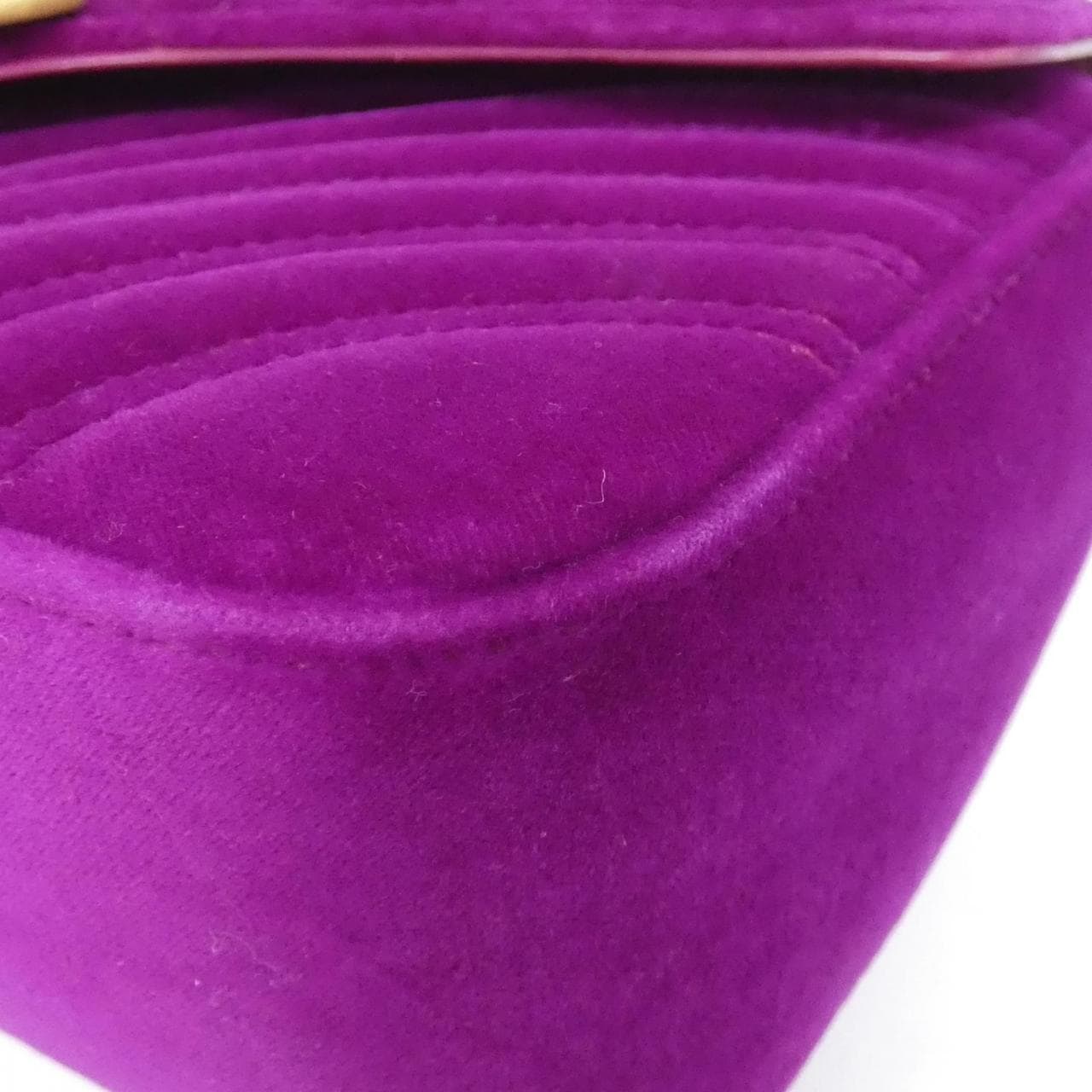 グッチ GG MARMONT 443497 K4D2T ショルダーバッグ