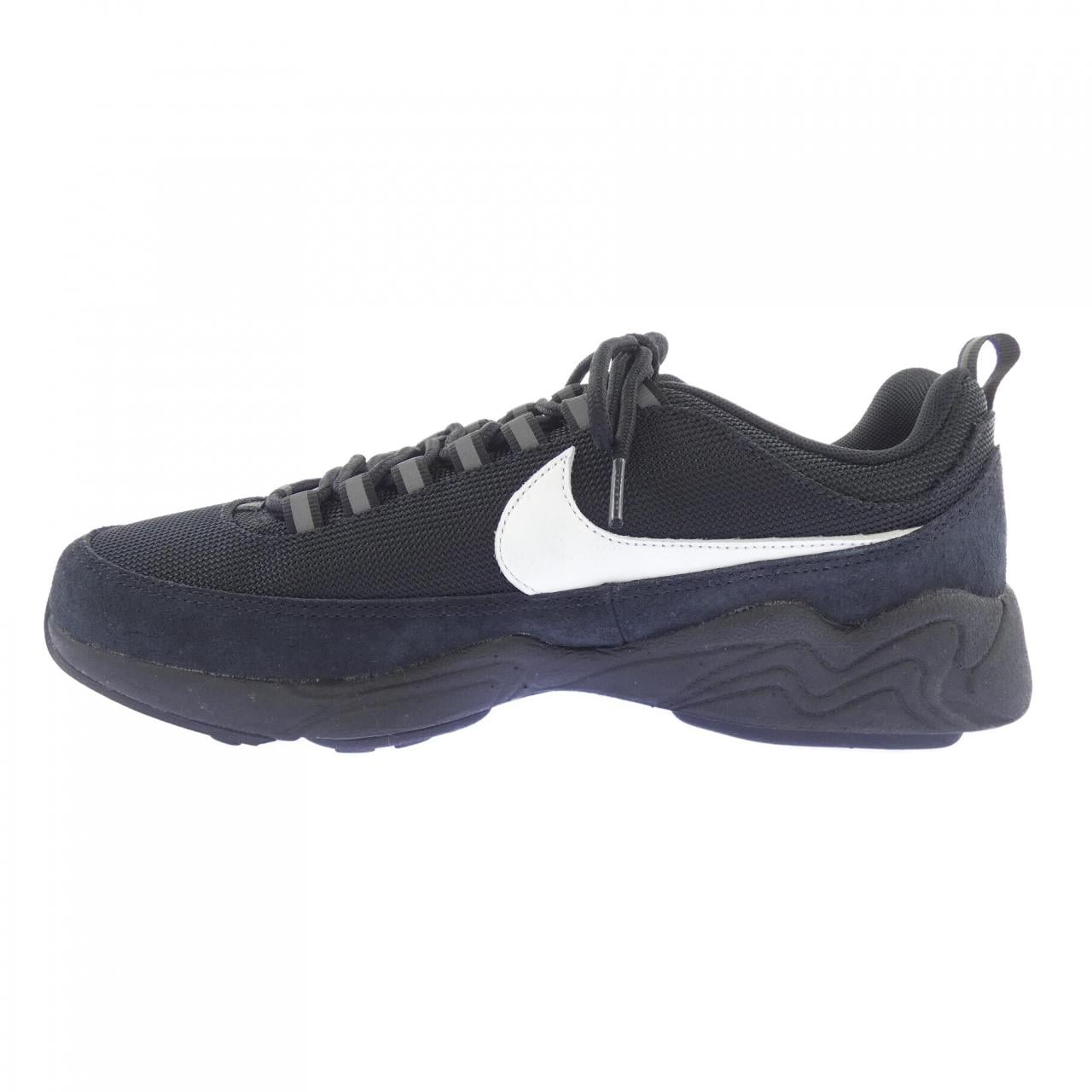 ナイキ NIKE スニーカー