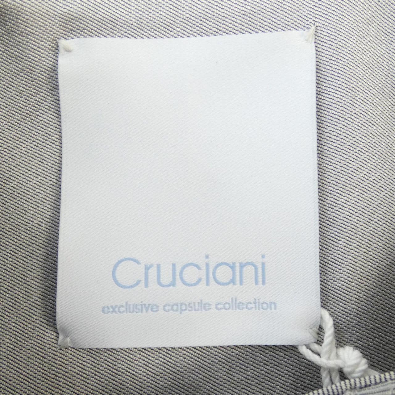 クルチアーニ Cruciani コート