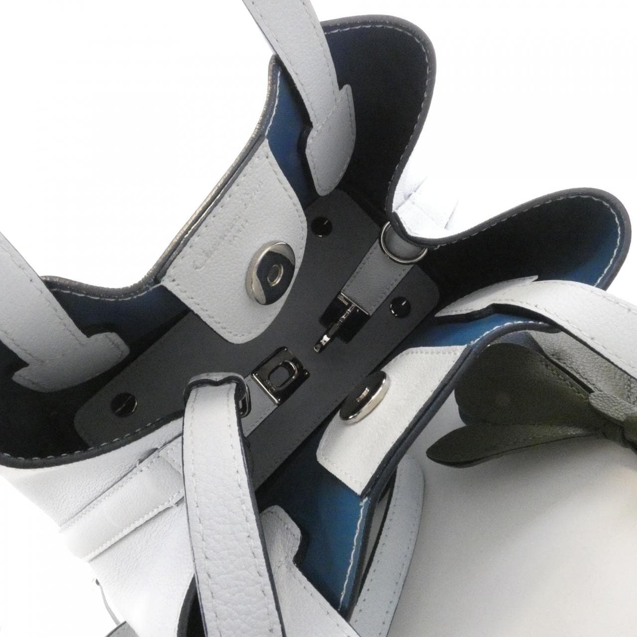 クリスチャンディオール ディオール ブロッサム M1130PFVF バッグ