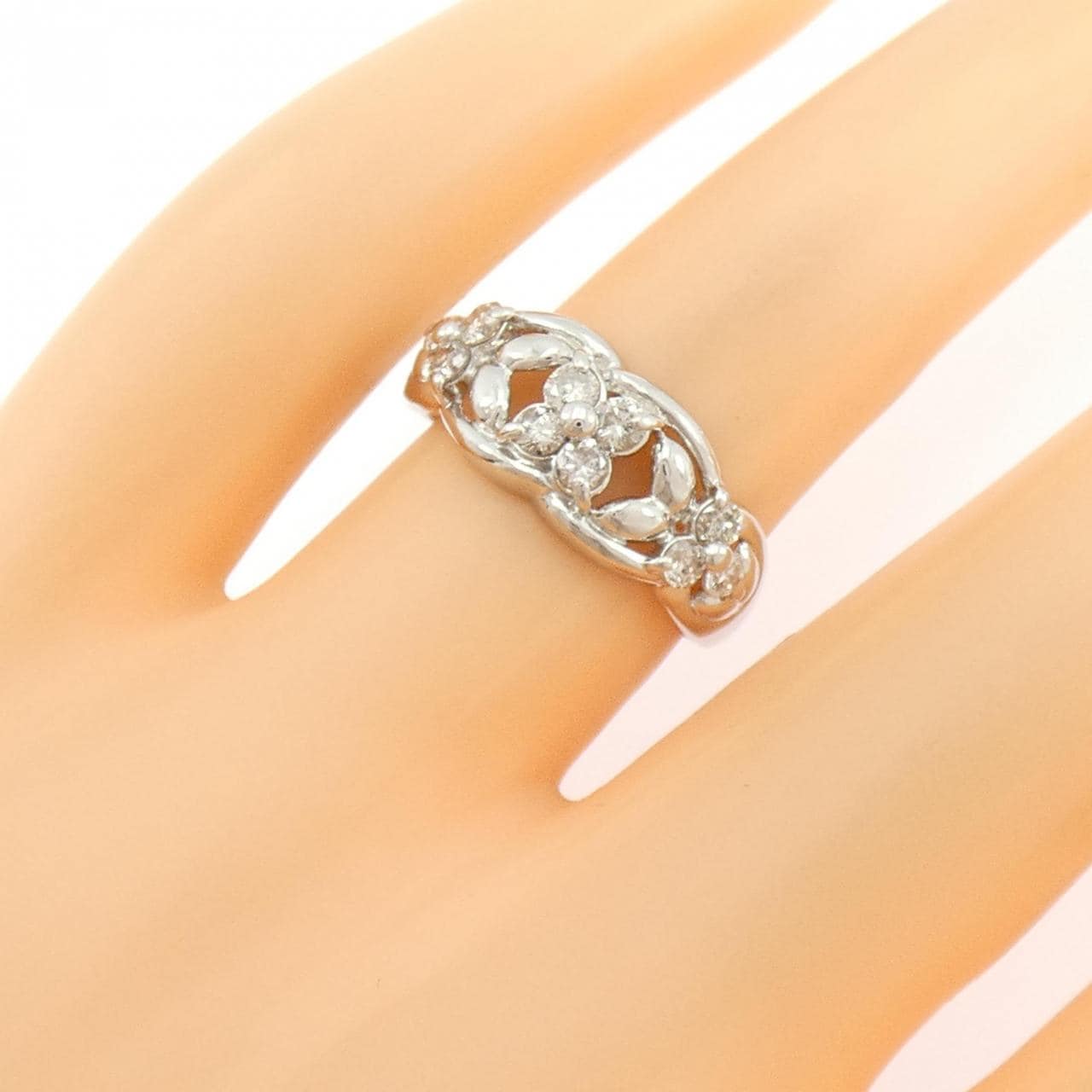 PT900 フラワー ダイヤモンド リング 0.50CT
