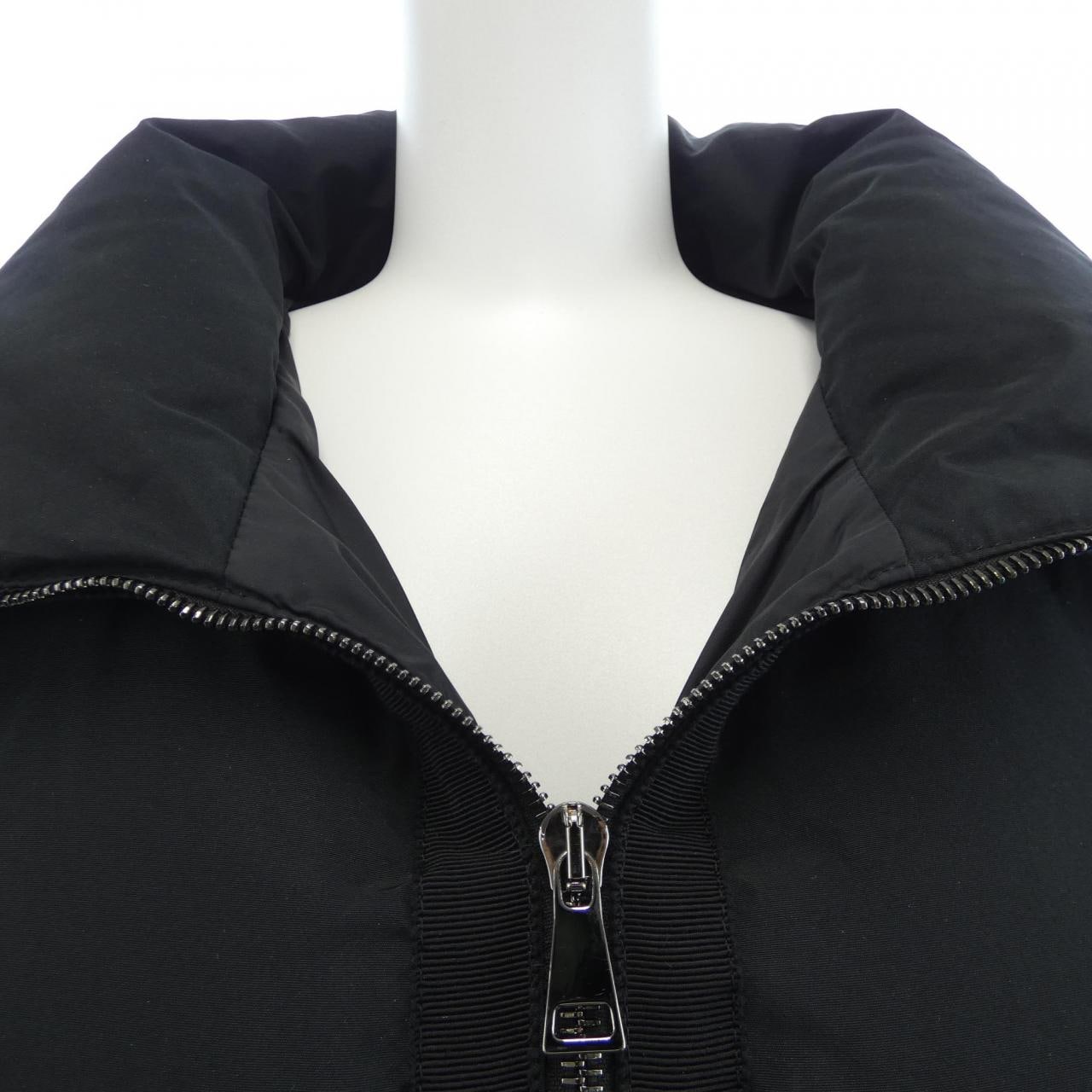 モンクレール MONCLER ALNUS ダウンコート