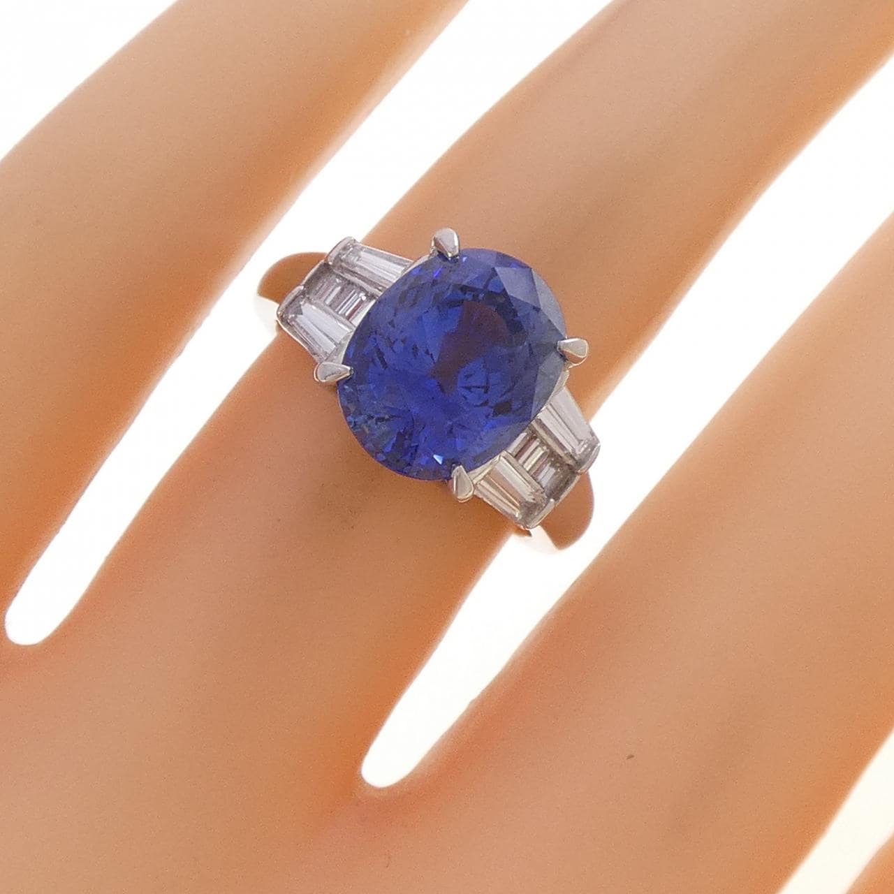 PT900 サファイヤ リング 5.296CT