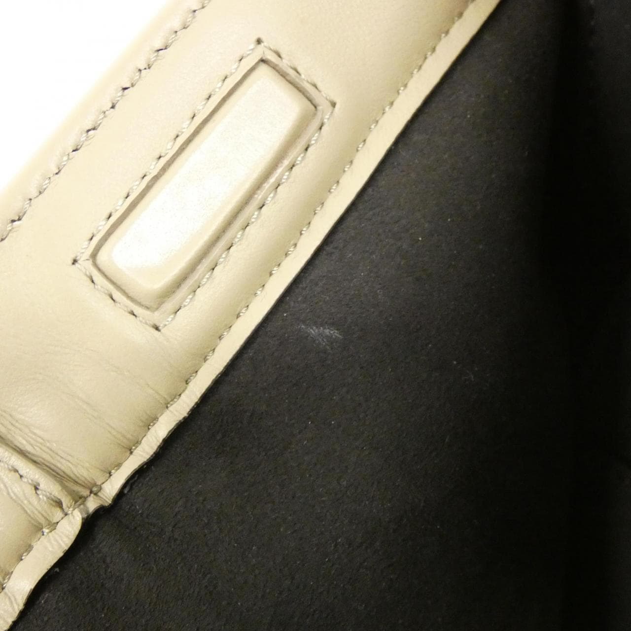 フェンディ フェンディ オリガミ MEDIUM 8BH414 A984 ショルダーバッグ