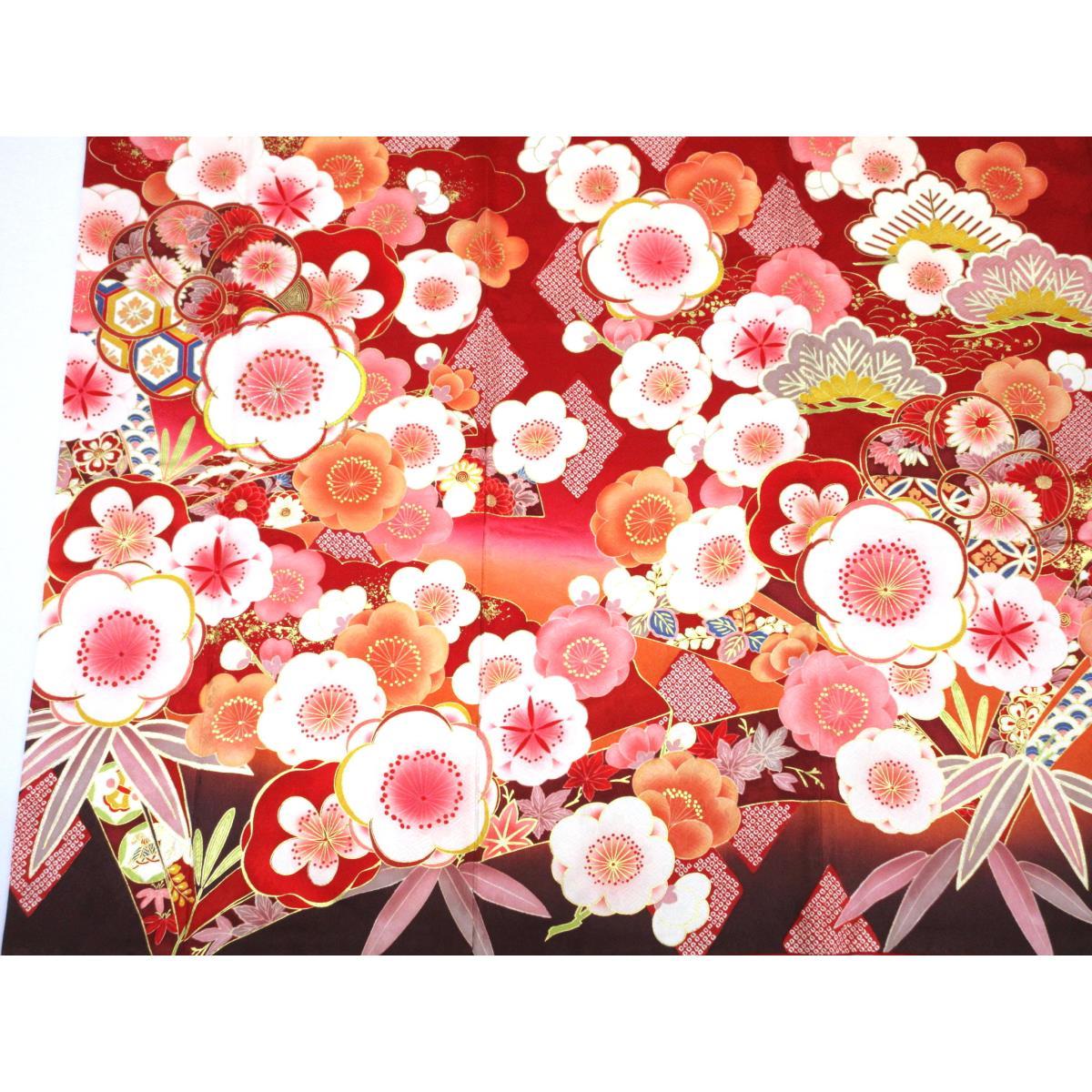 振袖　友禅金彩加工　刺繍入り