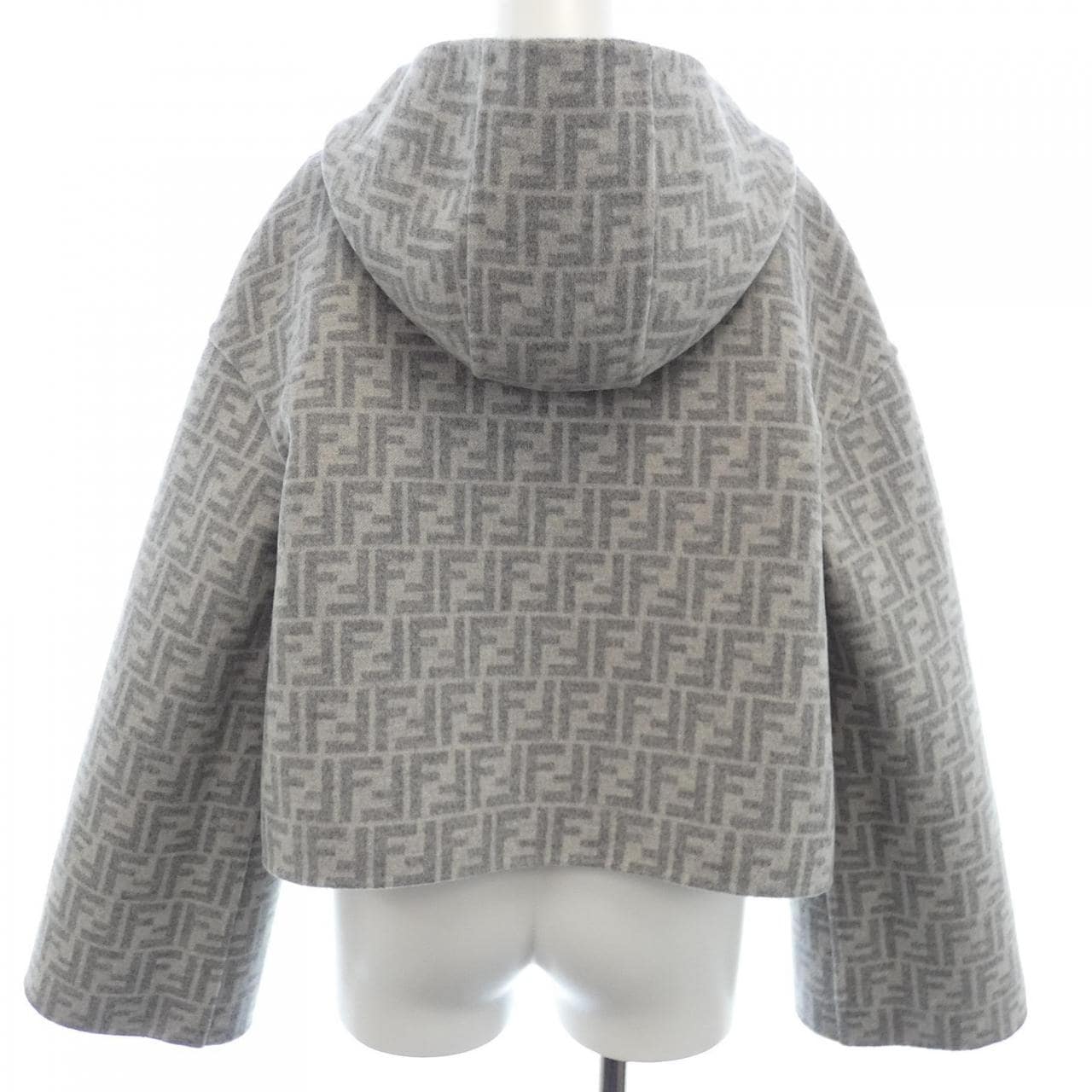フェンディ FENDI FFモチーフ　 FJ6993 A5HD ジャケット
